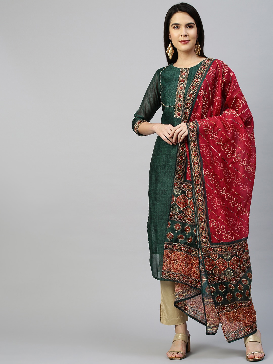 

FASHOR Women Green Ethnic Motifs Printed Flared Sleeves Chanderi Silk Chanderi Silk Kurta