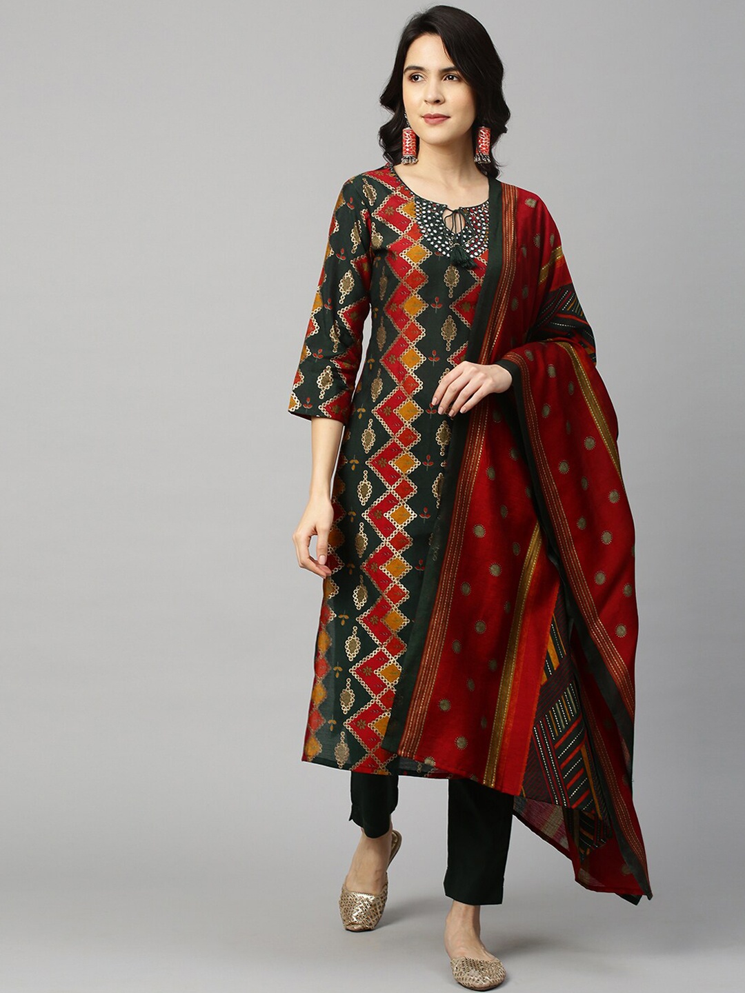 

FASHOR Women Green & Maroon Printed Kurta With Trousers & Dupatta