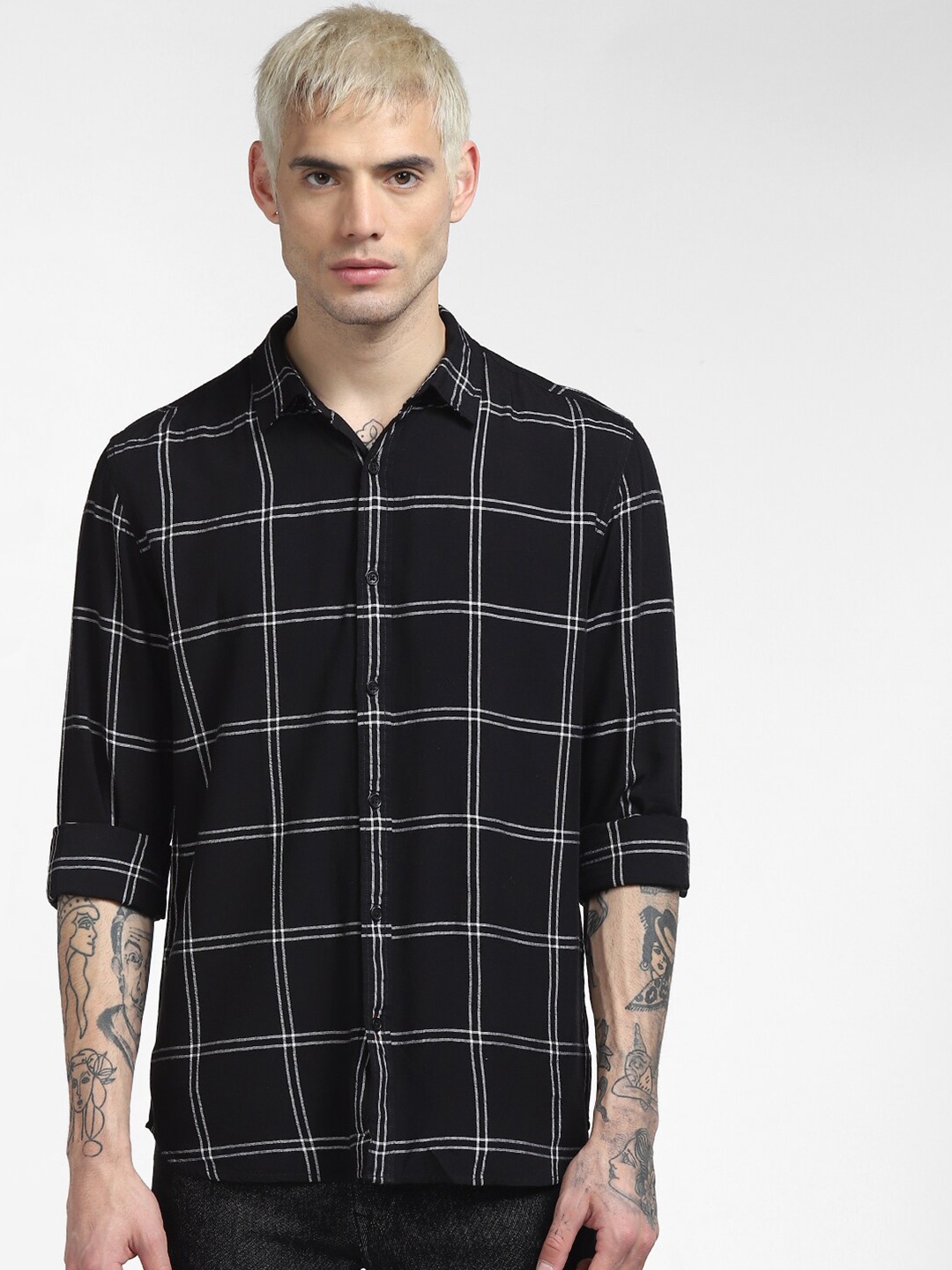 

Jack & Jones Men Black Windowpane Checks Casual Shirt