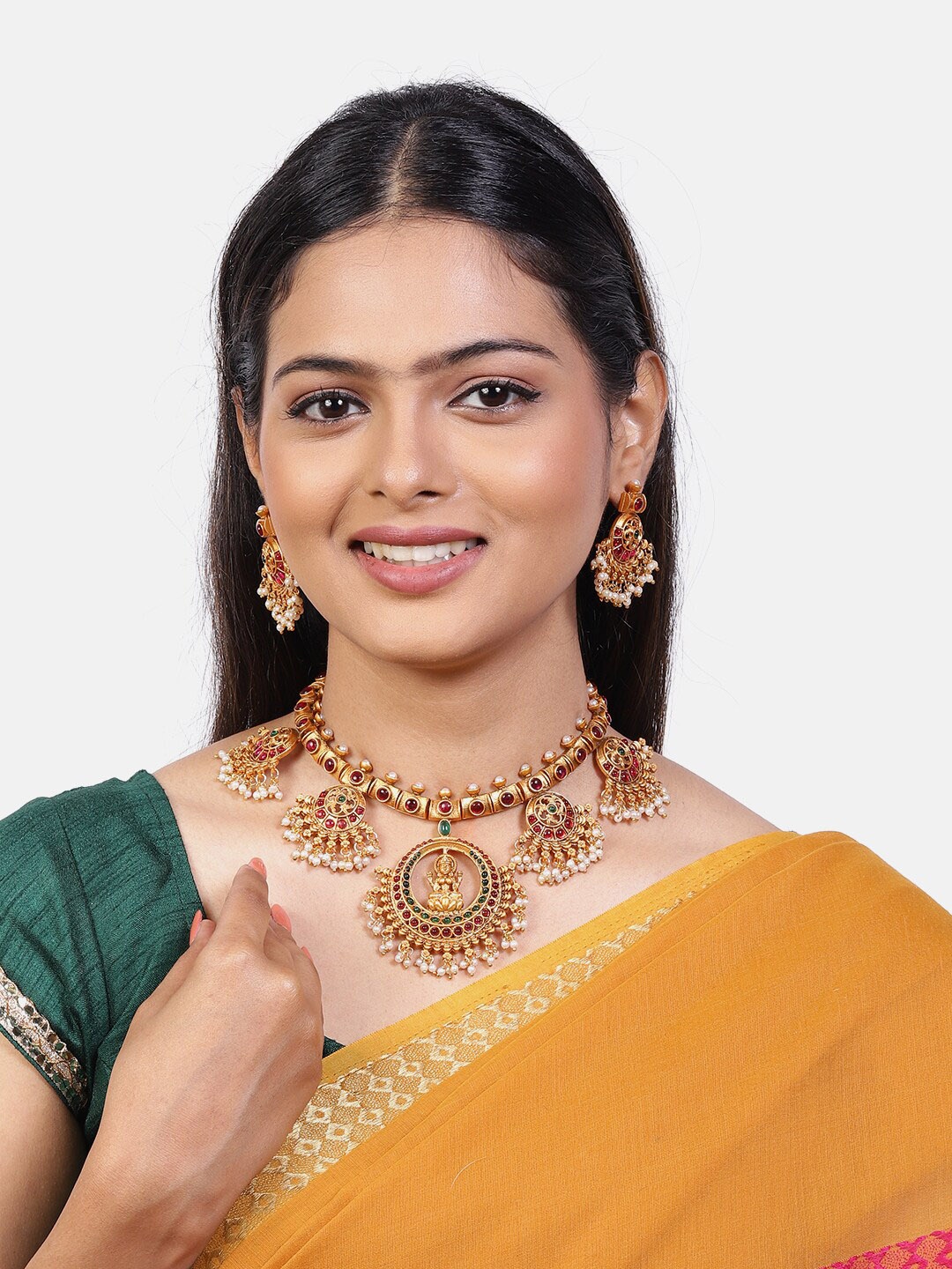 

GRIIHAM Gold-Plated Kundan Studded & Beaded Temple Jewellery Set