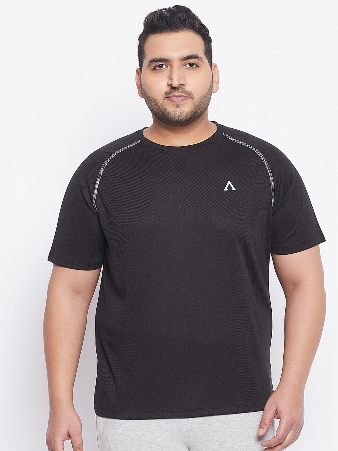 

AUSTIVO Men Black Solid Plus Size T-shirt