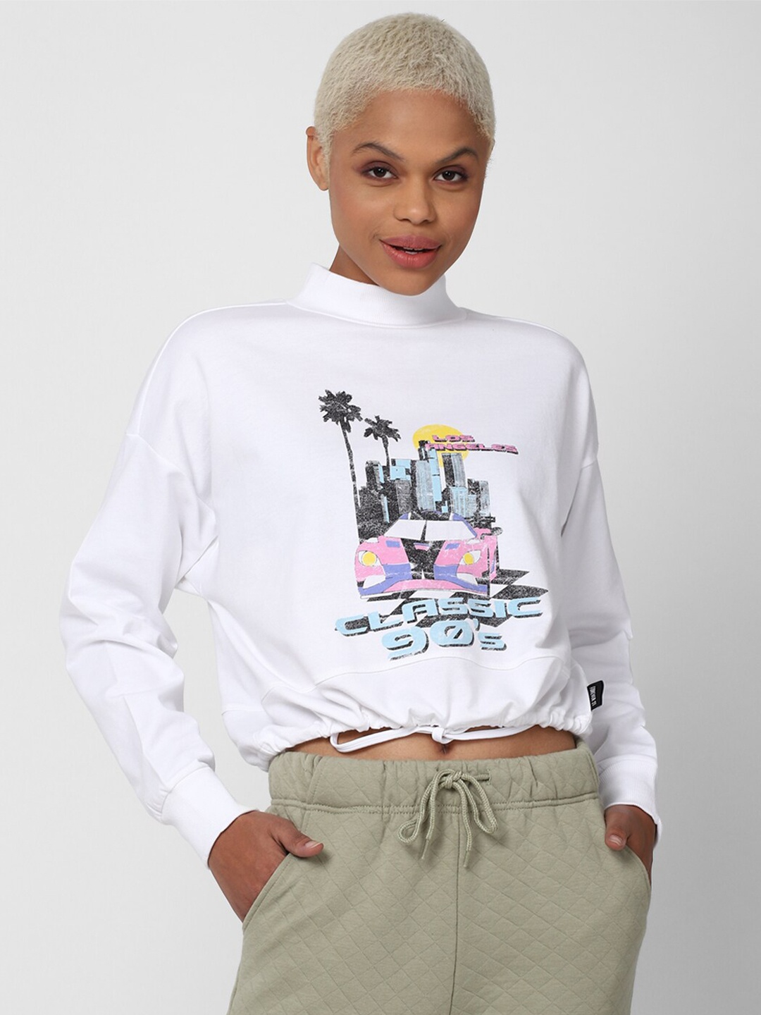 

FOREVER 21 Women White Graphic Printed Pure Cotton Winter Cropped Sweatshirt