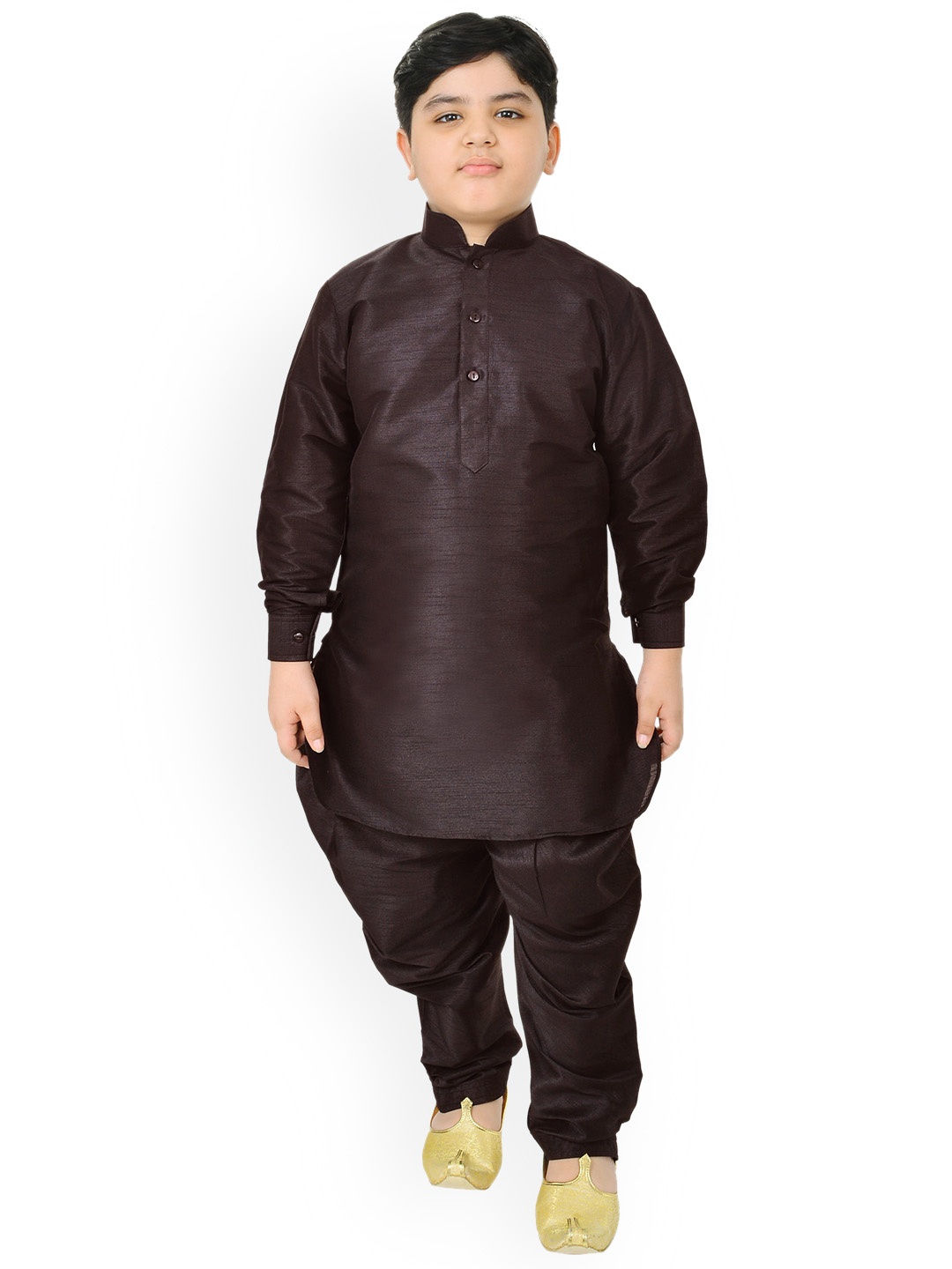 

SG YUVRAJ Boys Brown Solid Raw Silk Pathani Kurta with Salwar
