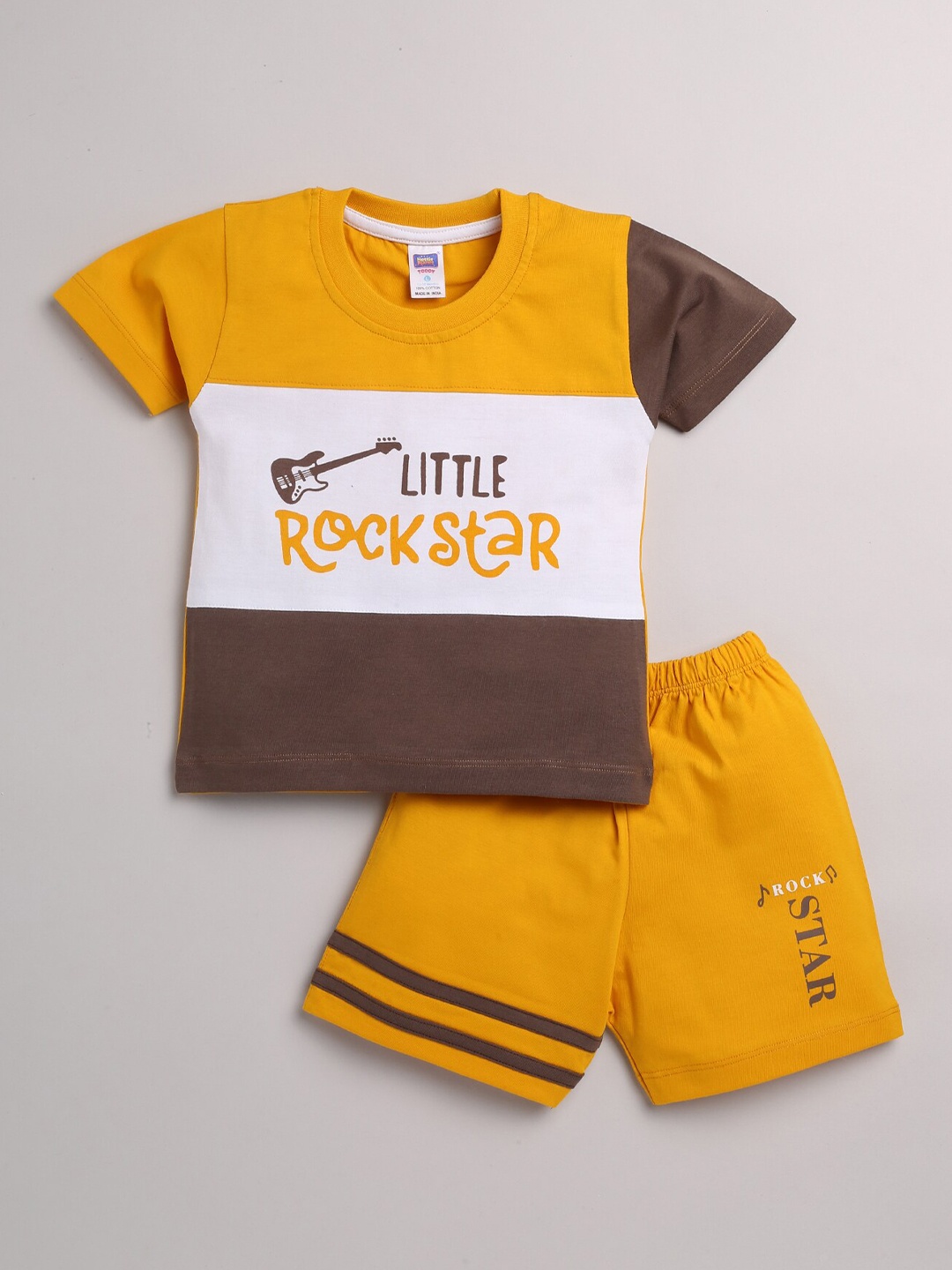 

Nottie Planet Boys Yellow & White Printed T-shirt with Shorts