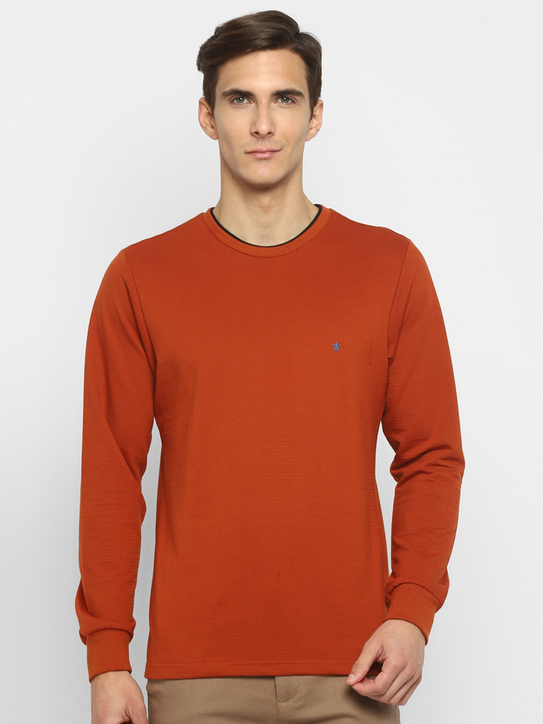 

Turtle Men Red Solid Slim Fit T-shirt