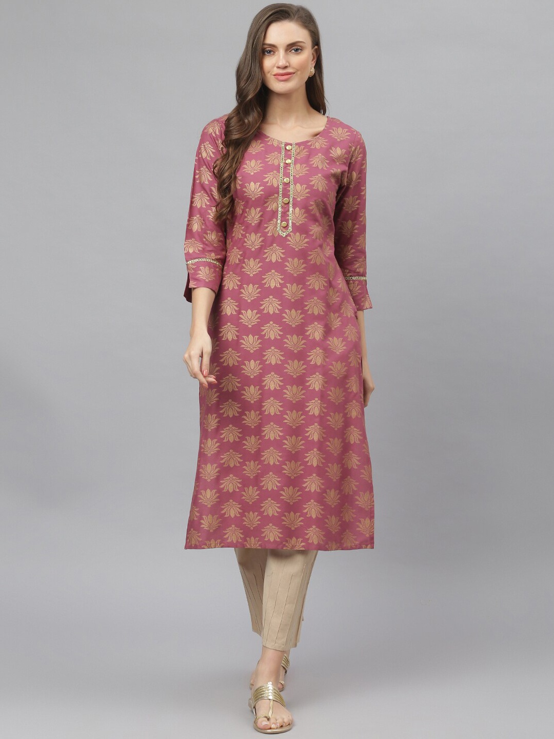 

Stylum Women Purple & Gold-Toned Floral Print Straight Kurta