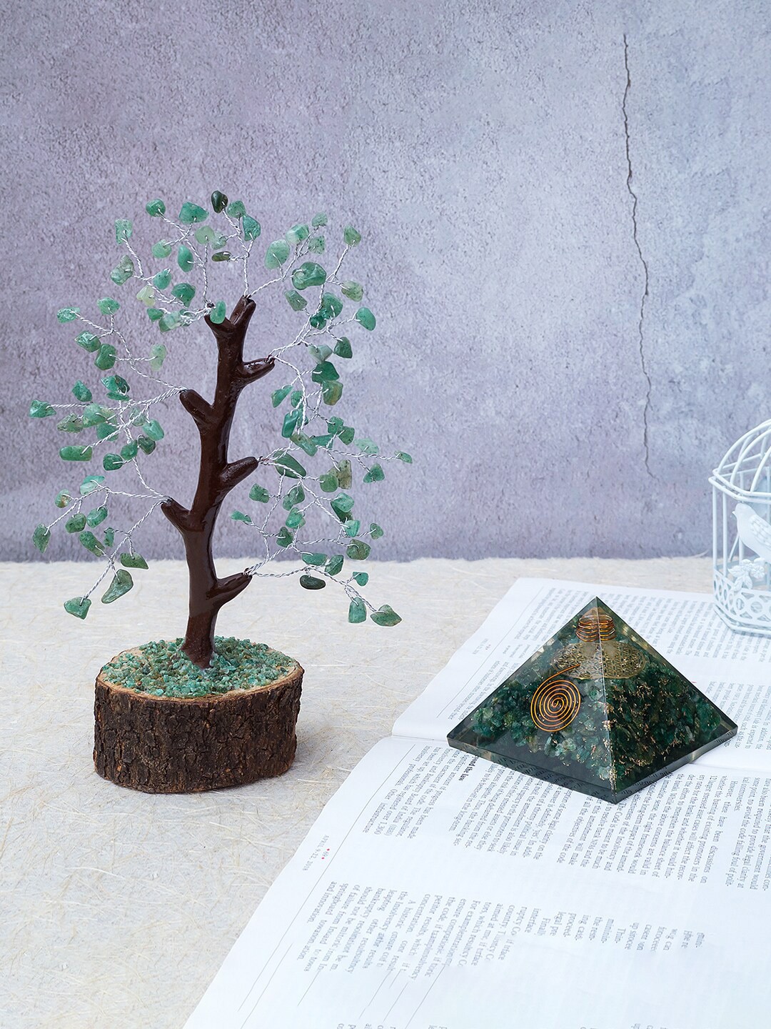 

Golden Peacock Green & Brown Crystal Stone-Studded Wish Tree & Pyramid Prism