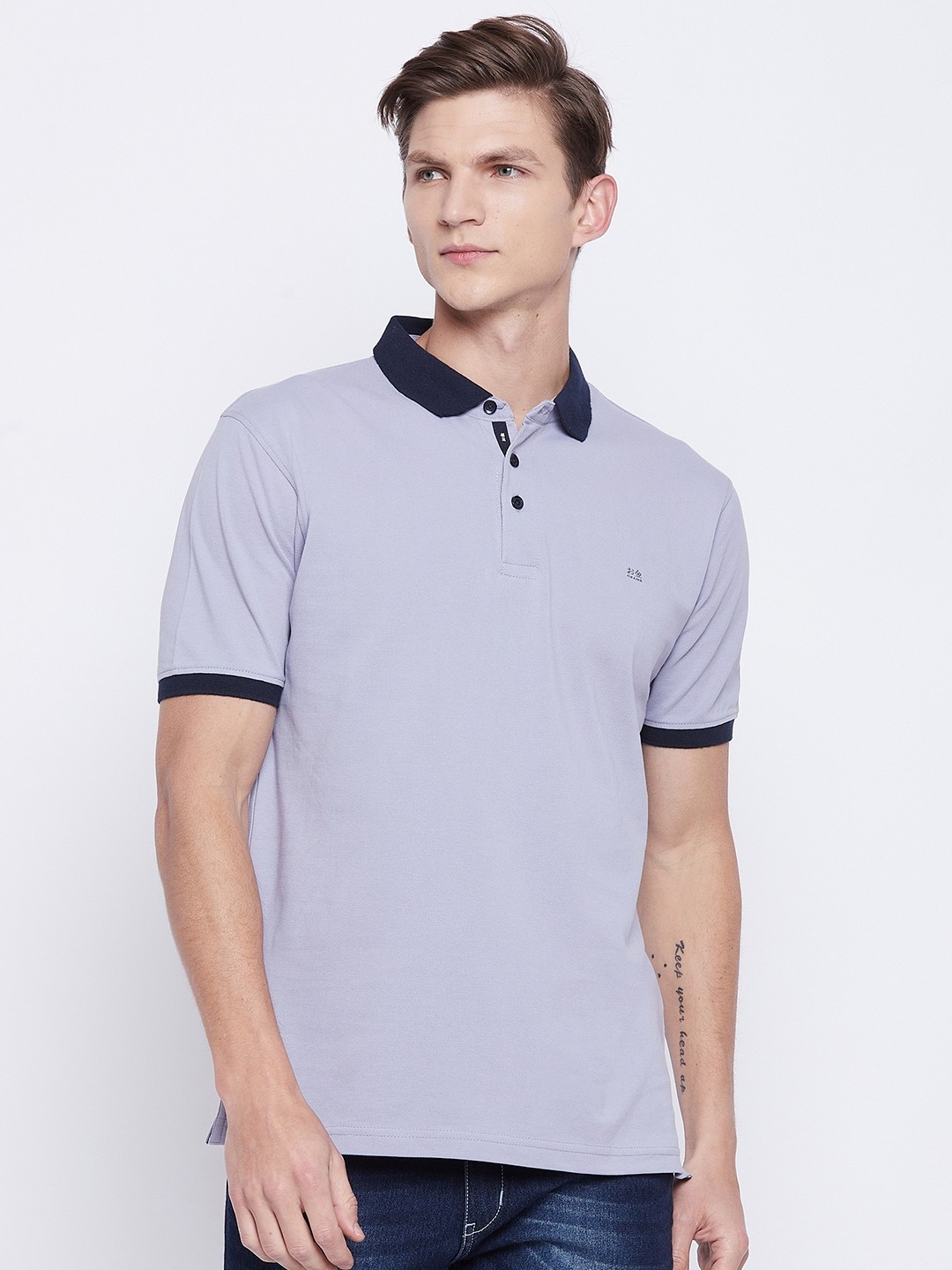 

Okane Men Mauve & Navy Blue Polo Collar T-shirt