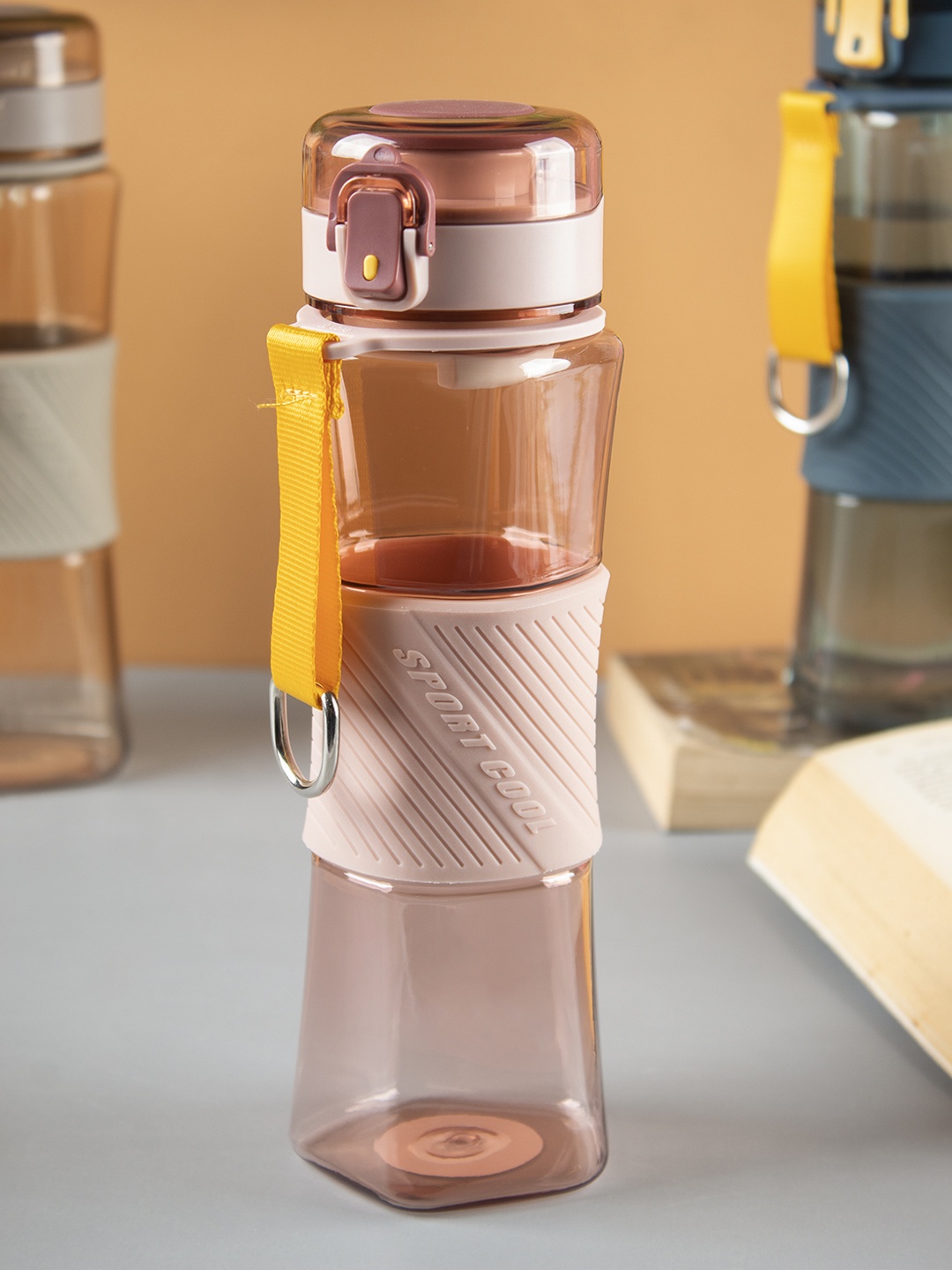 

MARKET99 Set Of 3 Plastic Water Bottle 480 Ml, Peach