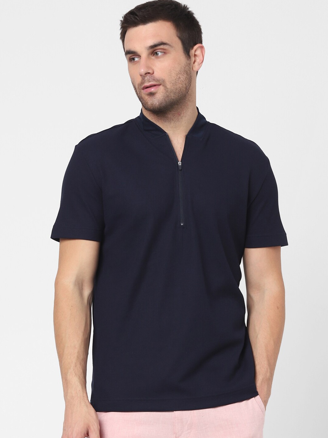 

SELECTED Men Navy Blue Henley Neck T-shirt