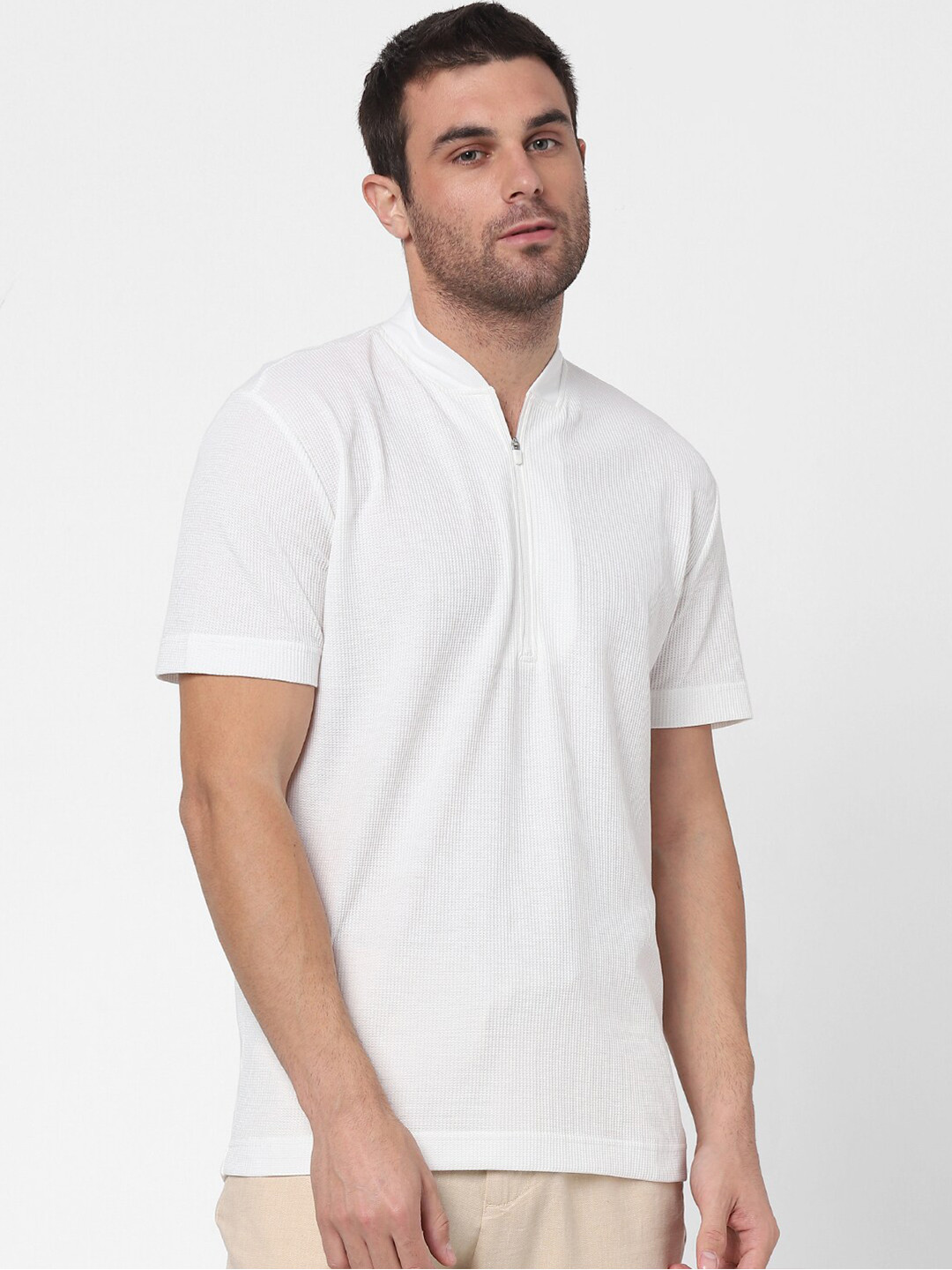 

SELECTED Men White Mandarin Collar T-shirt