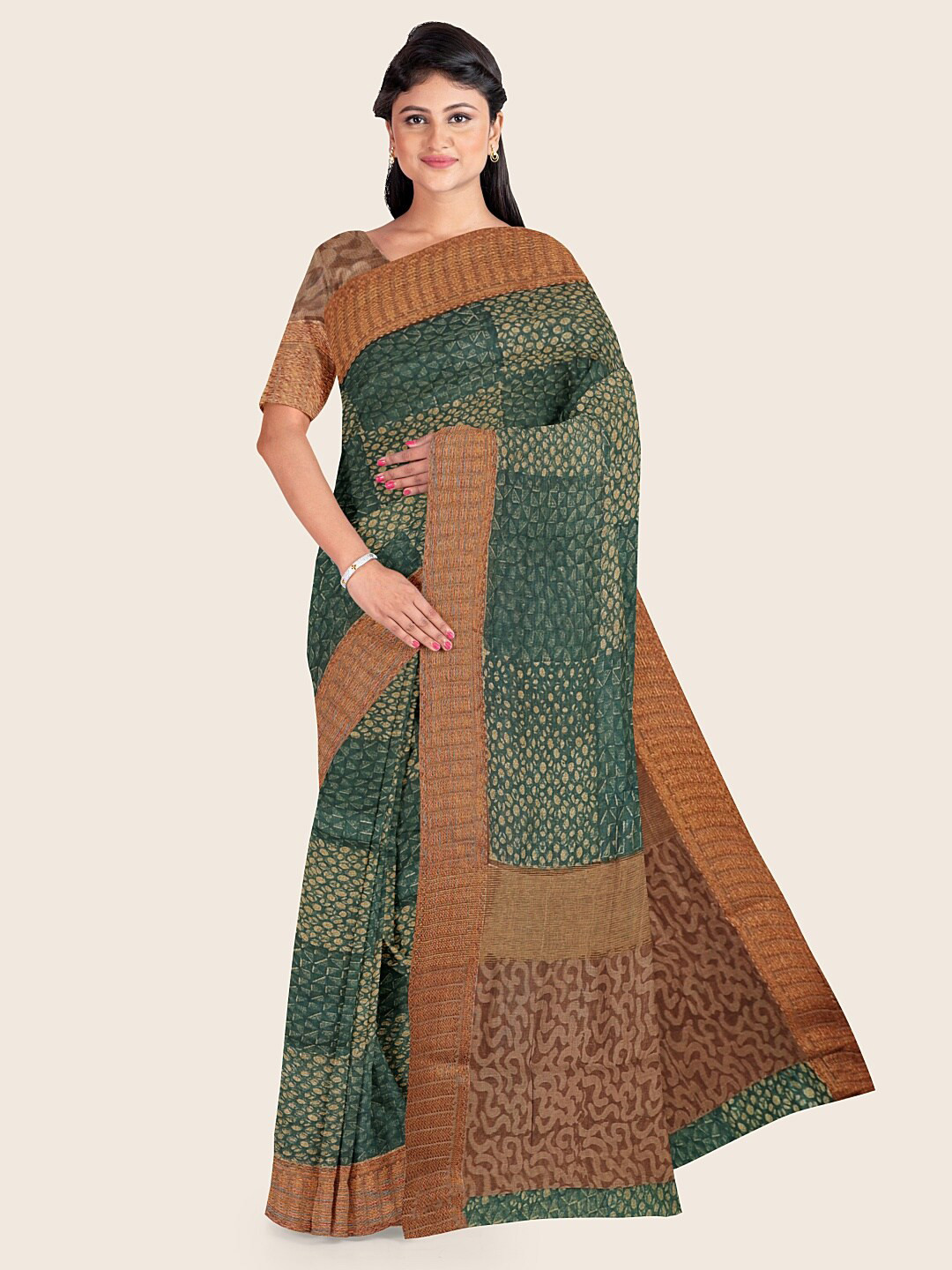 

Pothys Green & Brown Abstract Printed Cotton Saree