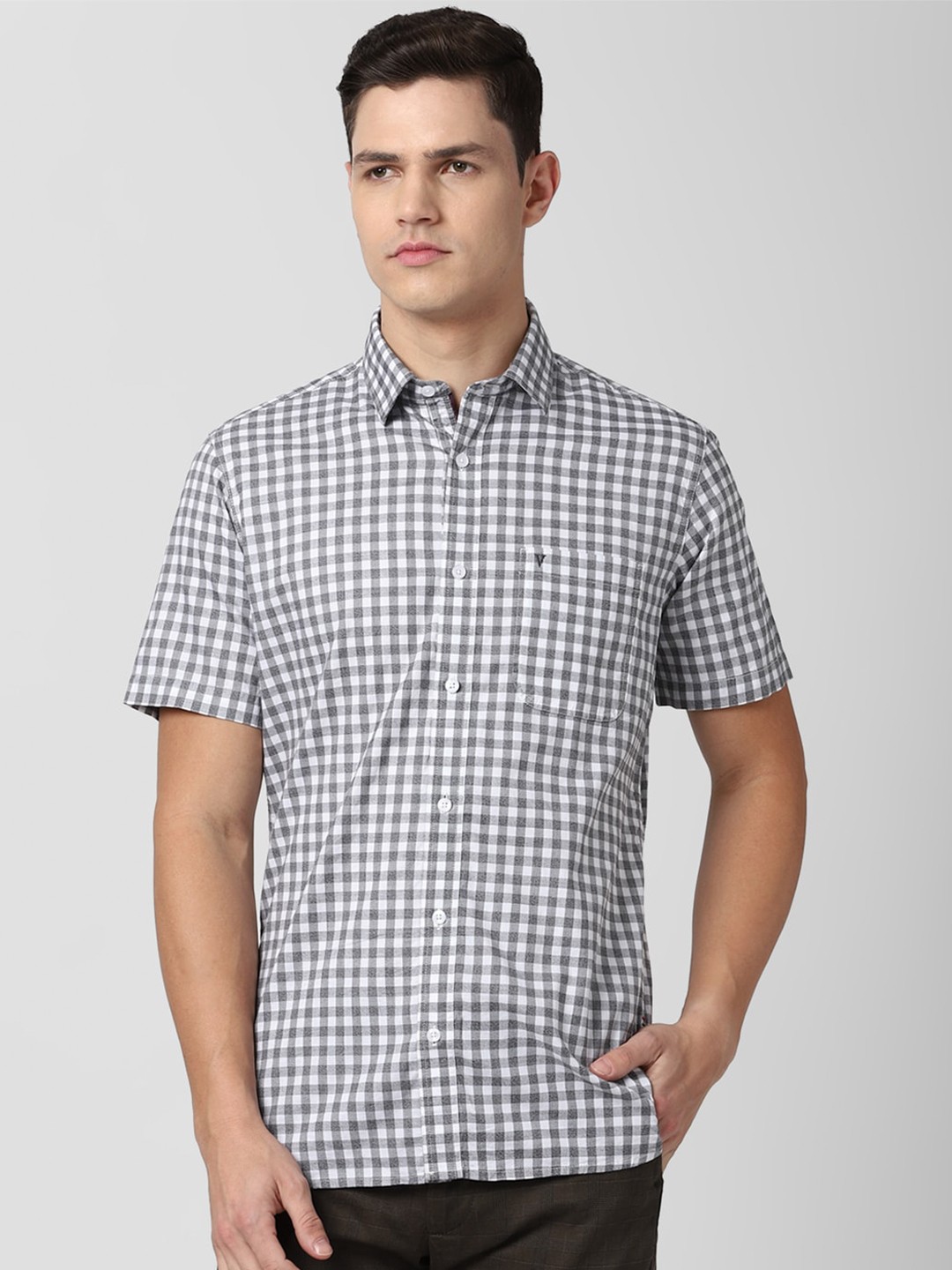 

Van Heusen Sport Men Grey Slim Fit Gingham Checks Checked Pure Cotton Casual Shirt