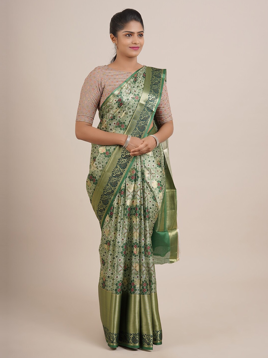 

Pothys Green Floral Printed Saree