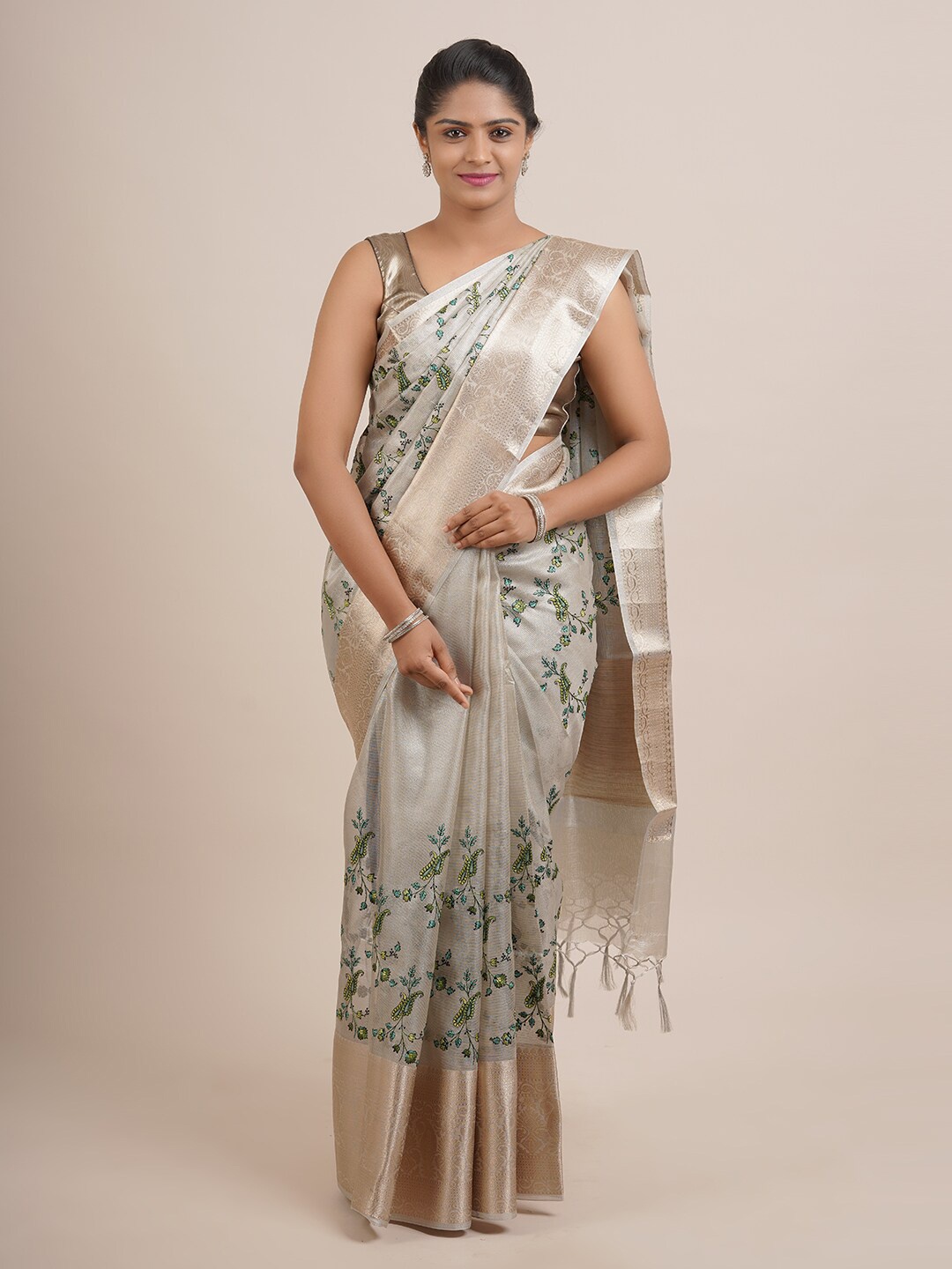 

Pothys Silver-Toned & Green Paisley Zari Organza Saree