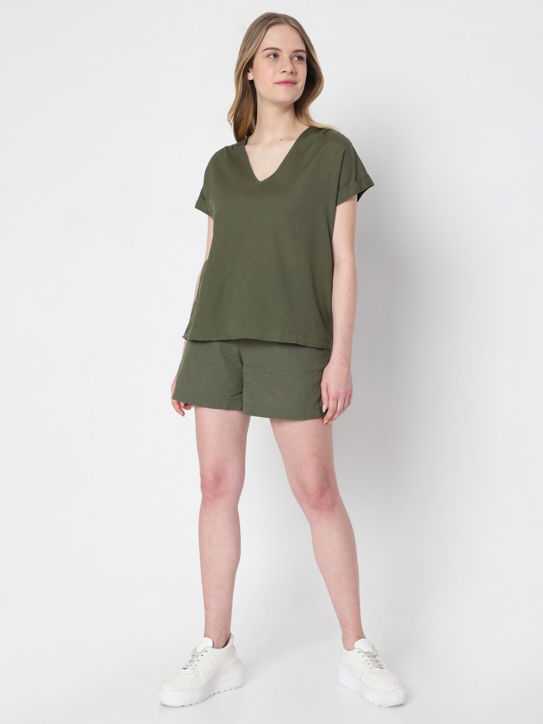 

Vero Moda Women Green Extended Sleeves Top