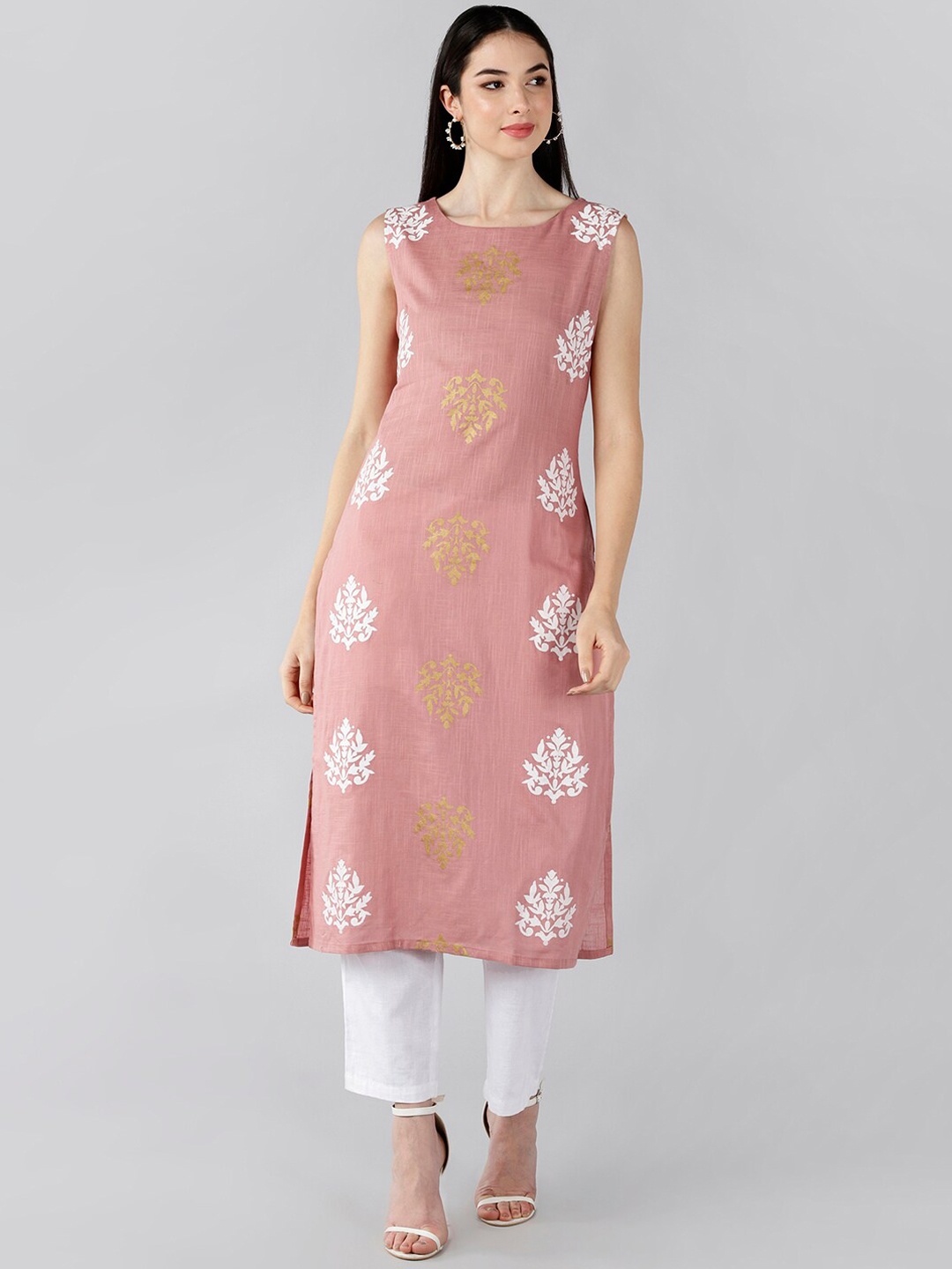 

AHIKA Women Peach-Coloured Geometric Printed Kurta