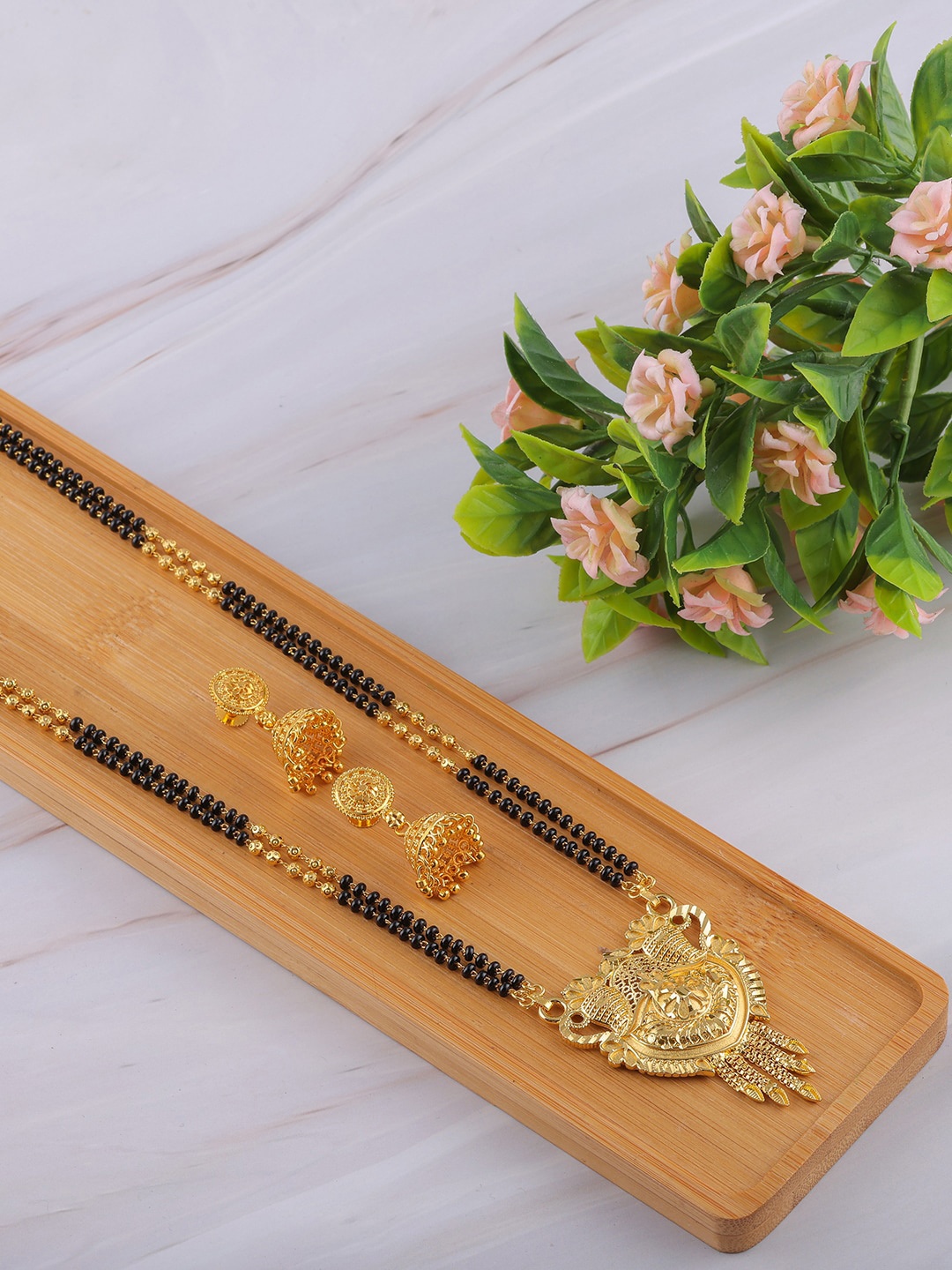 

Brandsoon Black-Toned & Gold-Plated Beaded Traditional Mangalsutra With Earrings