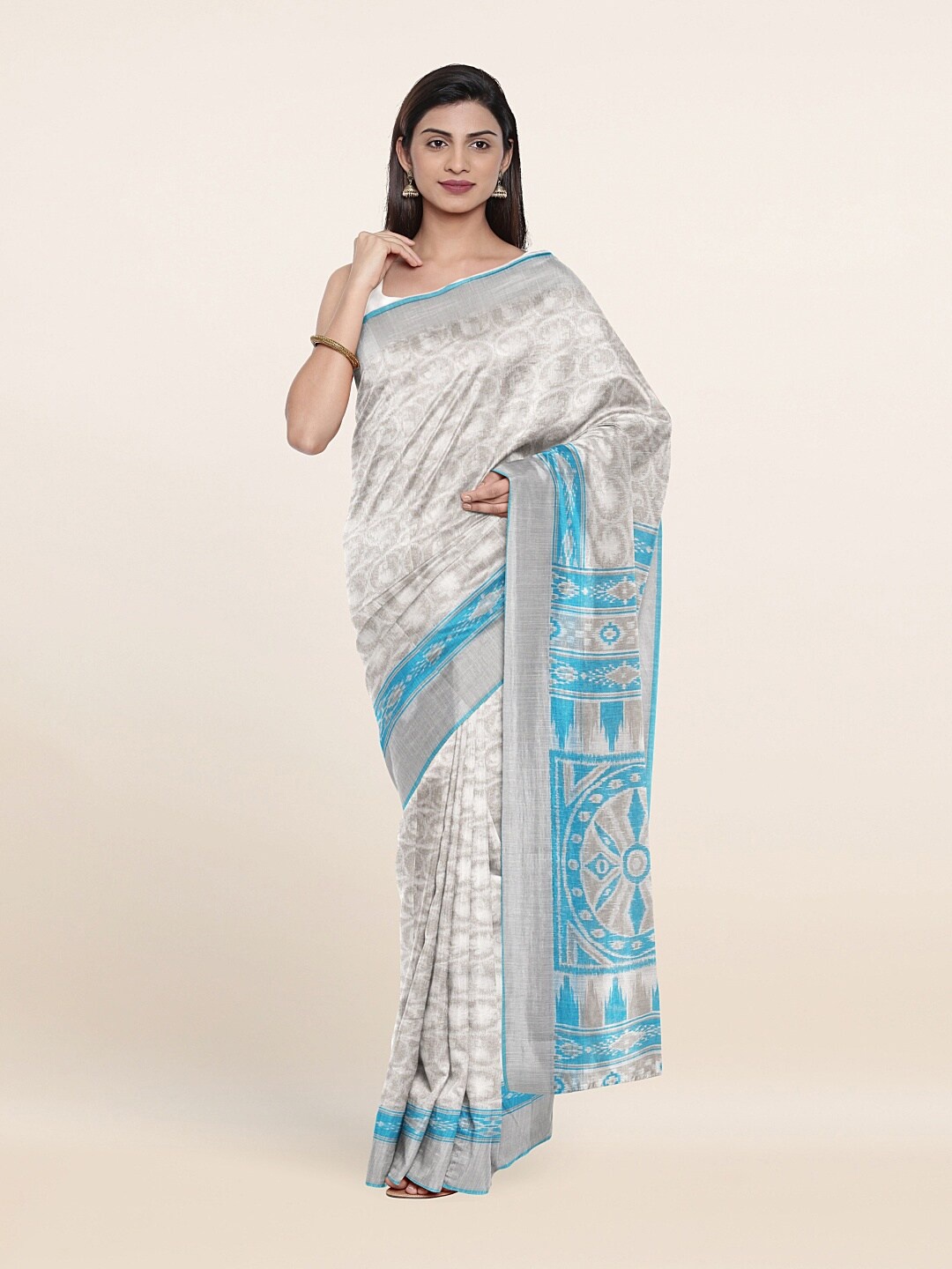 

Pothys Off White & Blue Printed Saree