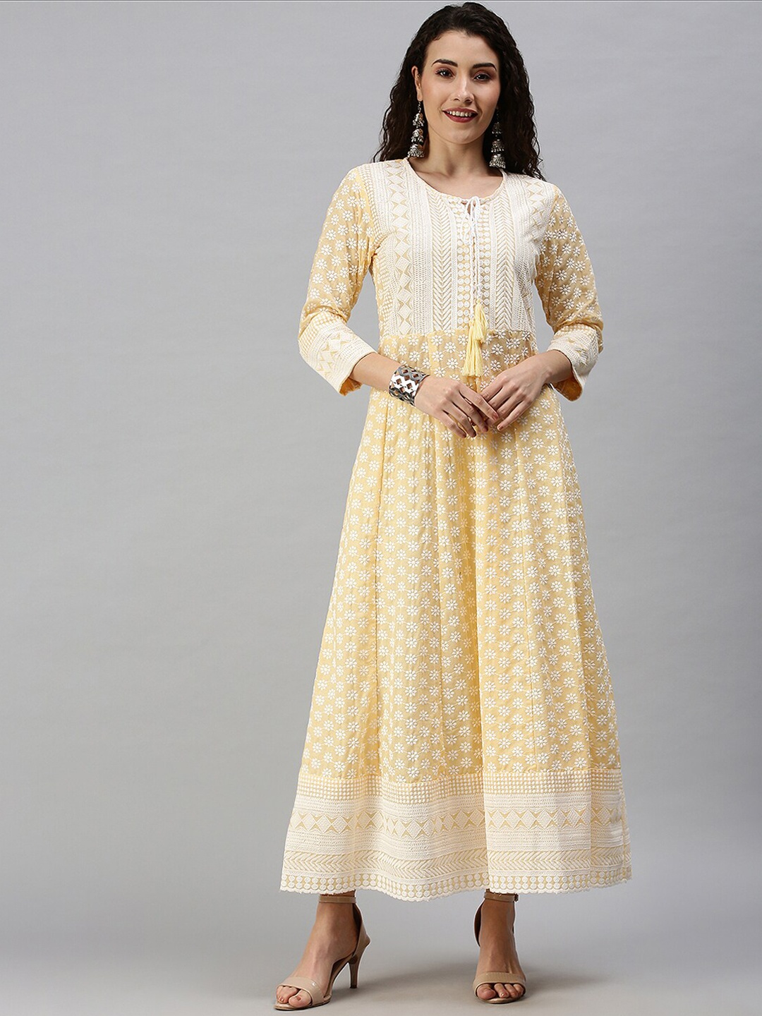 

SHOWOFF Women Yellow Keyhole Neck Three-Quarter Sleeves Chikankari Anarkali Kurta
