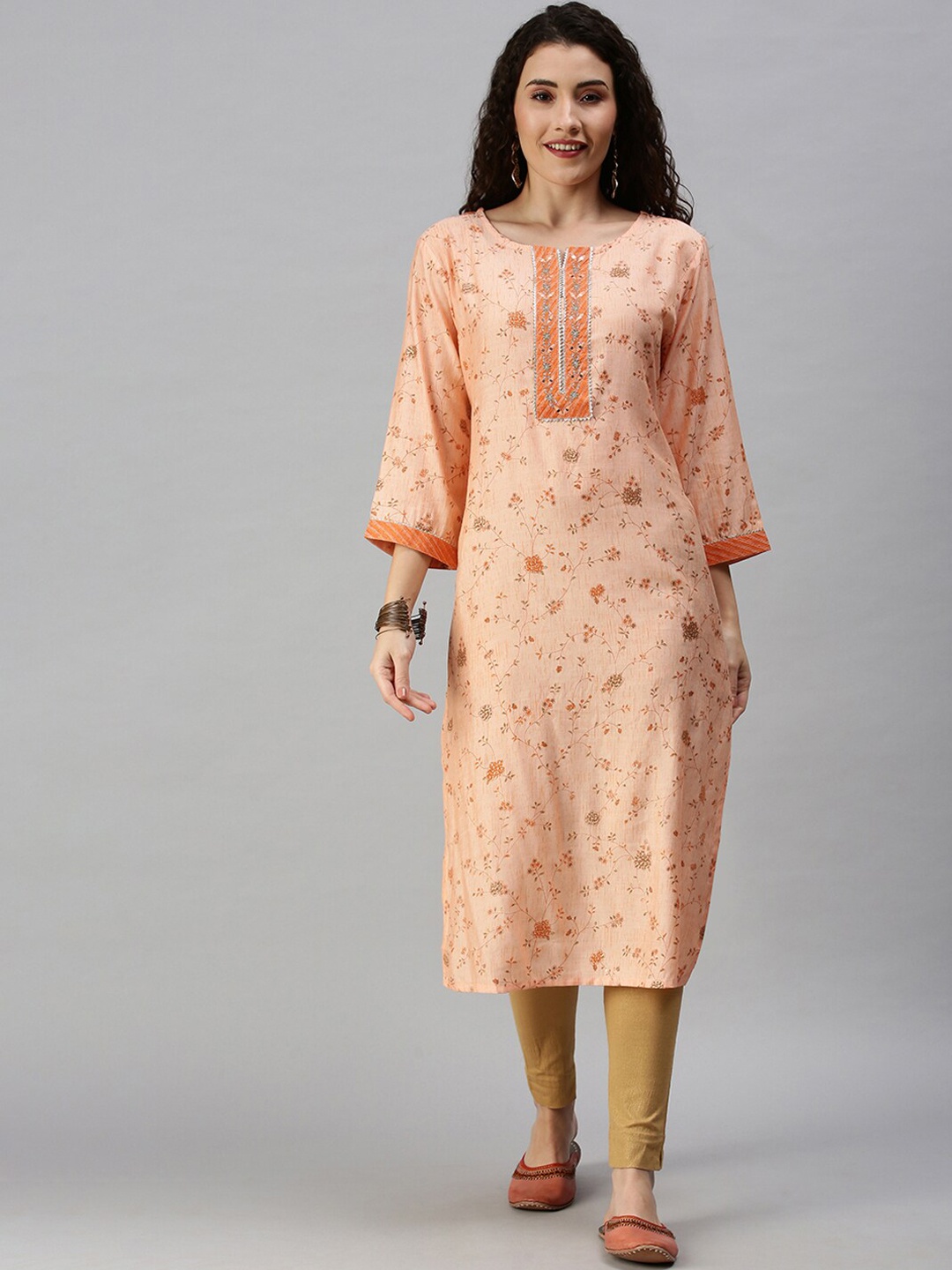 

SHOWOFF Women Orange Floral Printed Kurta