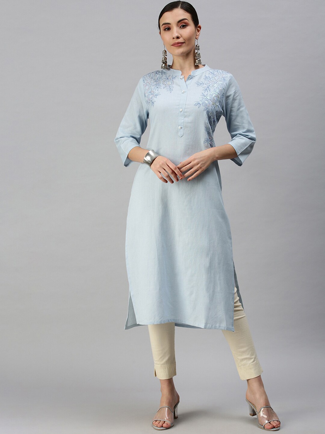 

SHOWOFF Women Blue Cotton Floral Embroidered Mandarin Collar Three-Quarter Sleeves Kurta