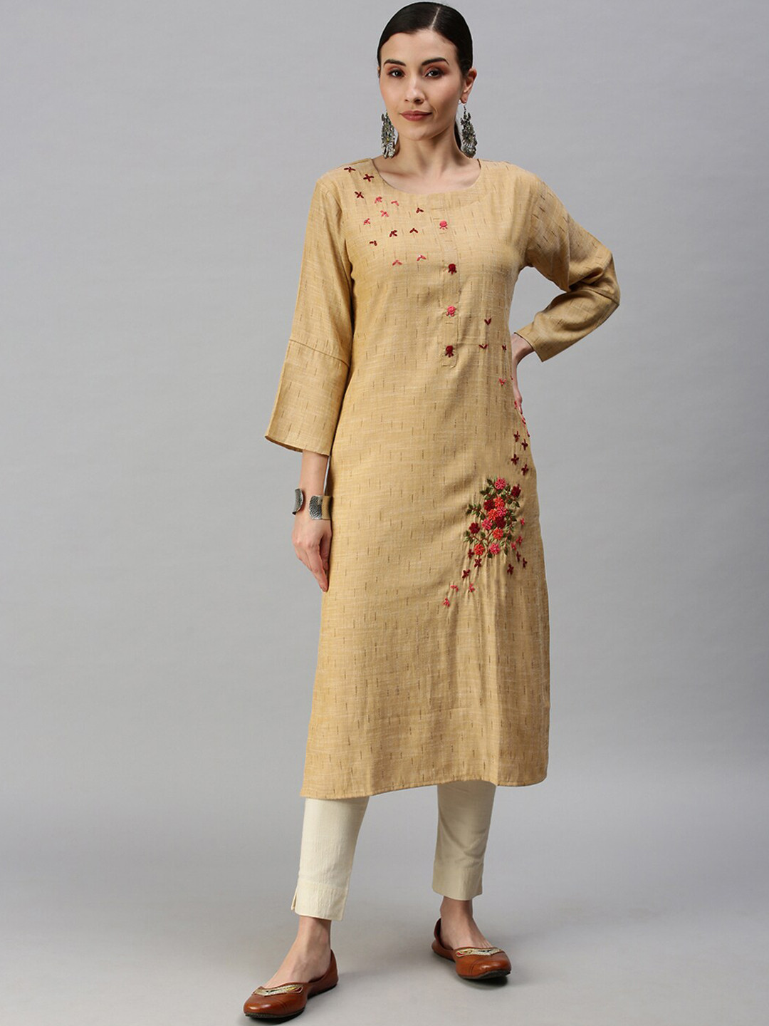

SHOWOFF Women Khaki Floral Embroidered Kurta