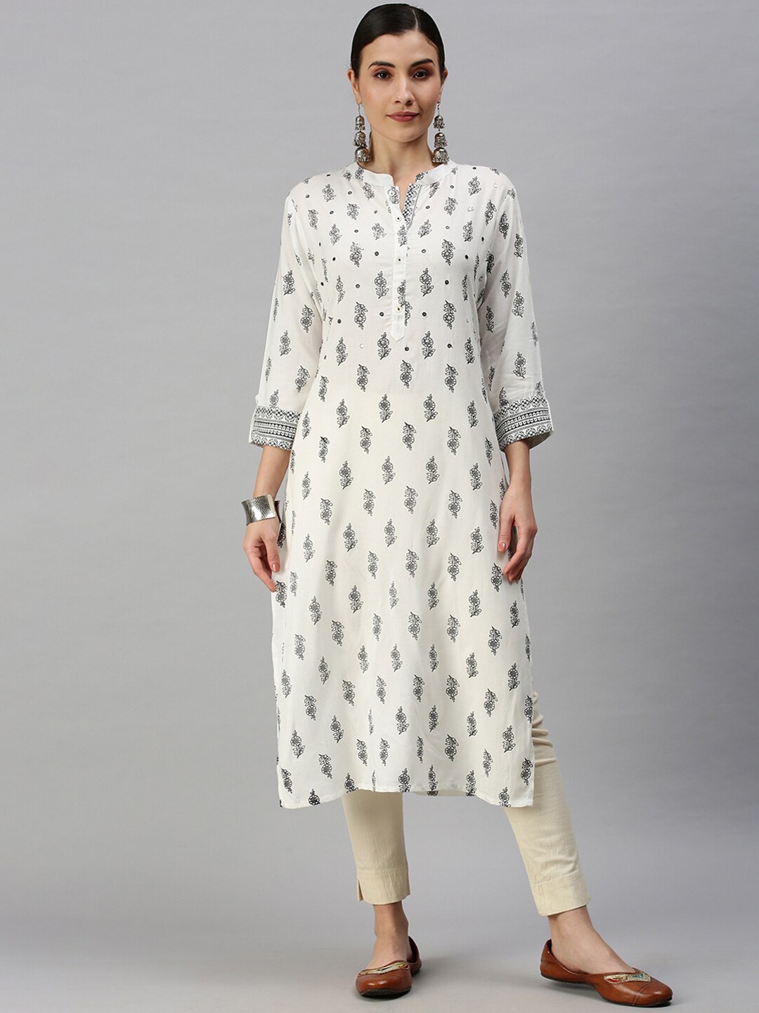 

SHOWOFF Women White Floral Print Mandarin Collar Mirror Work Straight Kurta