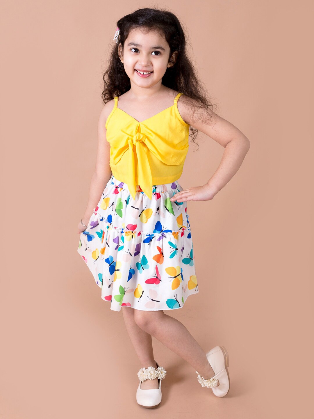 

pspeaches Girls Yellow Solid Top with Skirt
