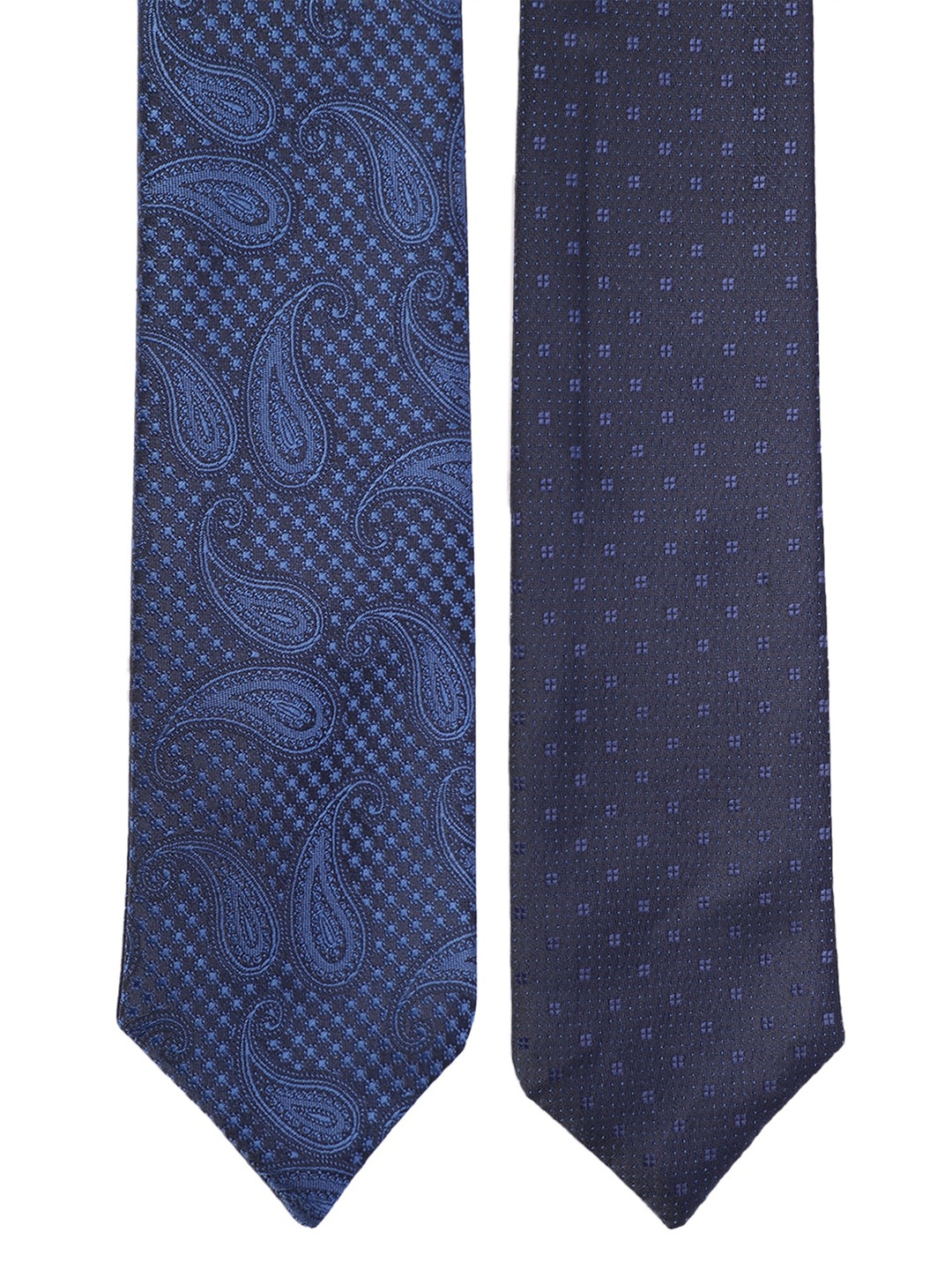 

Van Heusen Men Navy Blue Woven Design Reversible Ascot Tie