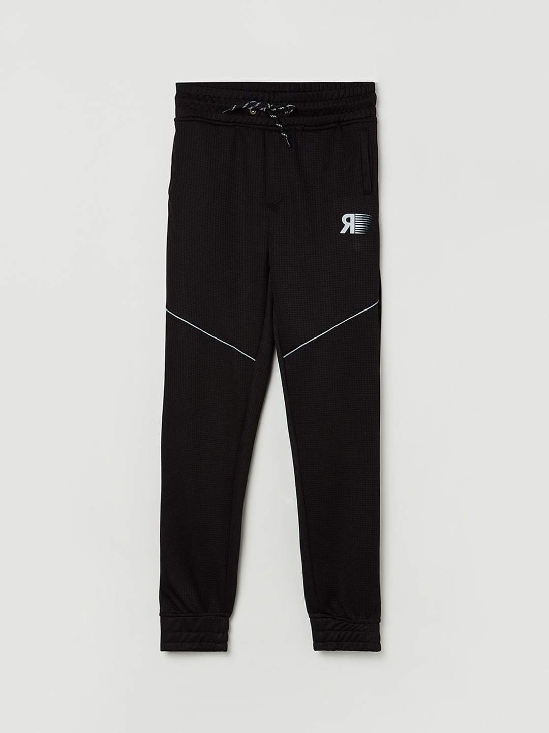 

max Boys Black Solid Regular-Fit Joggers