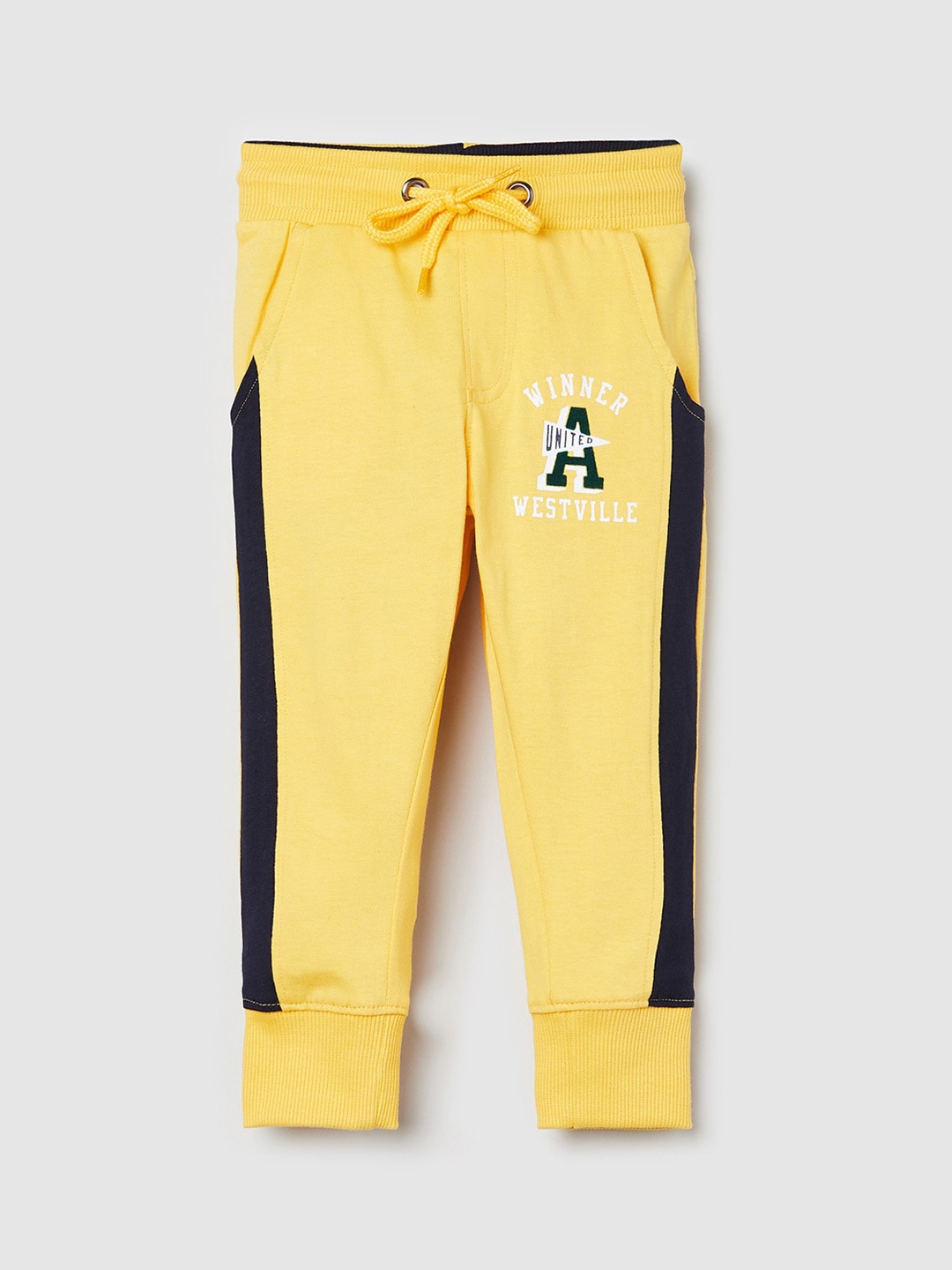 

max Boys Yellow Solid Pure Cotton Regular Fit Joggers
