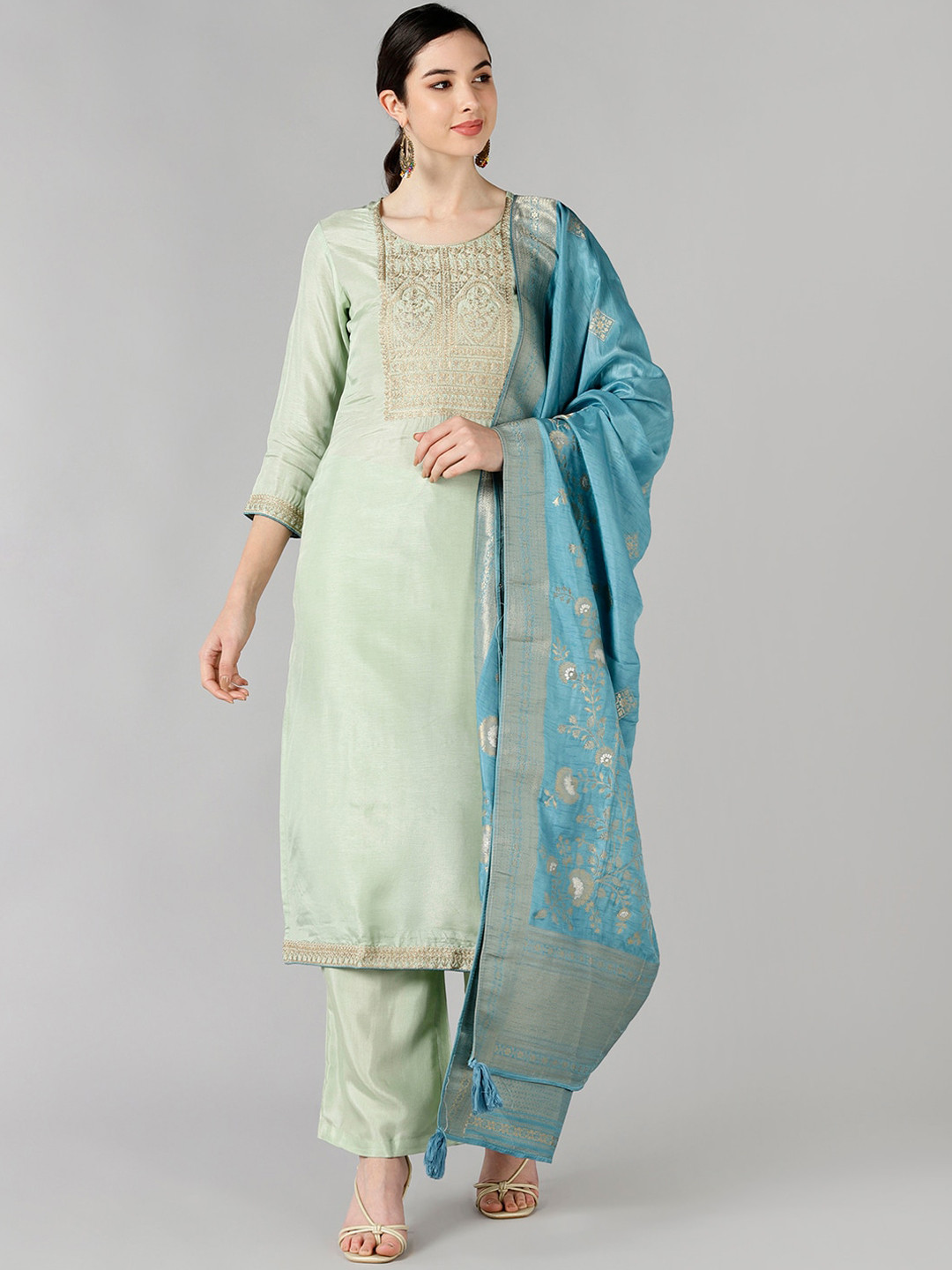 

AHIKA Women Green & Blue Yoke Design Printed Kurta with Palazzos & Dupatta
