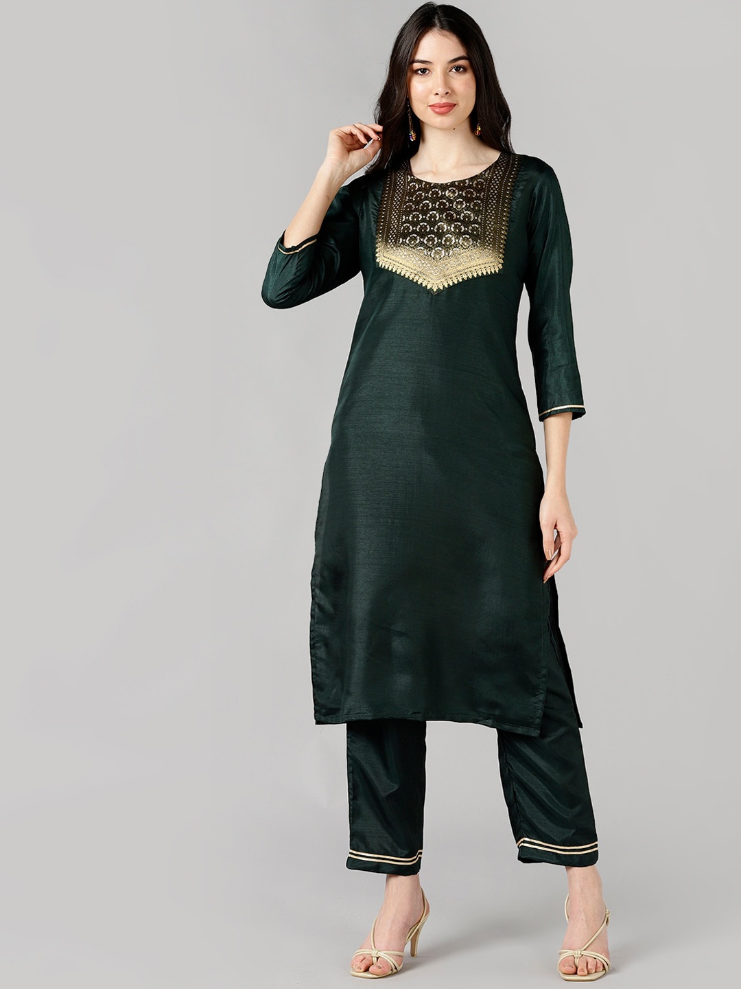 

AHIKA Women Green Yoke Design Kurta