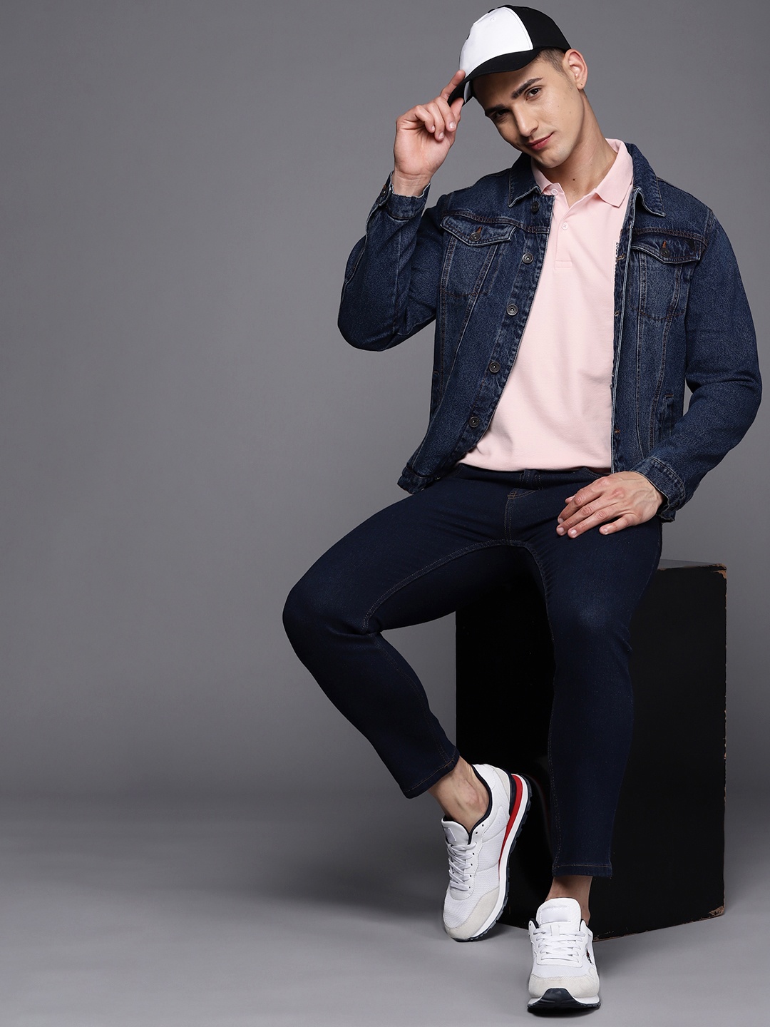 

Allen Solly Tribe Men Pink Polo Collar T-shirt