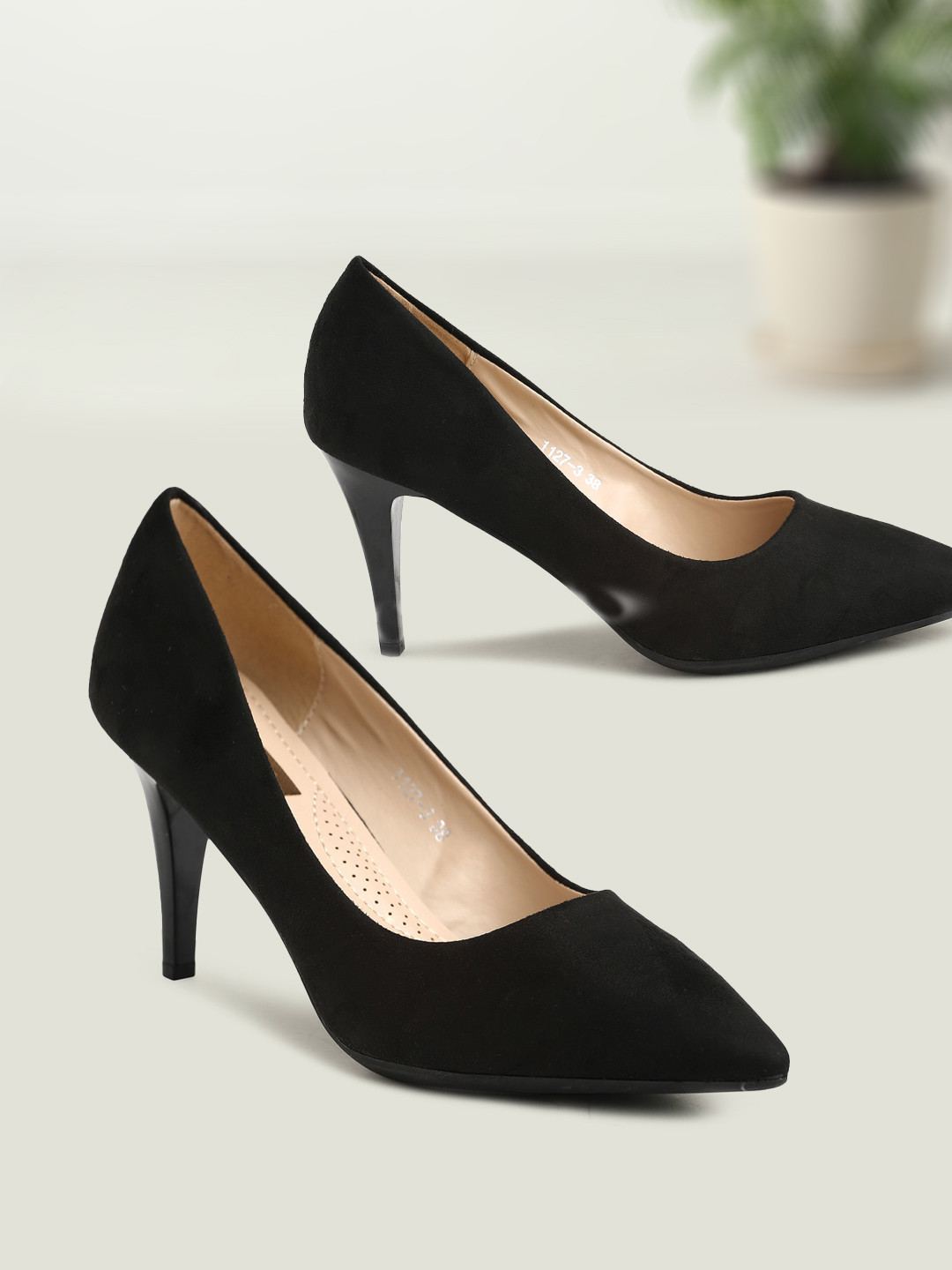 

Flat n Heels Black Suede Stiletto Pumps
