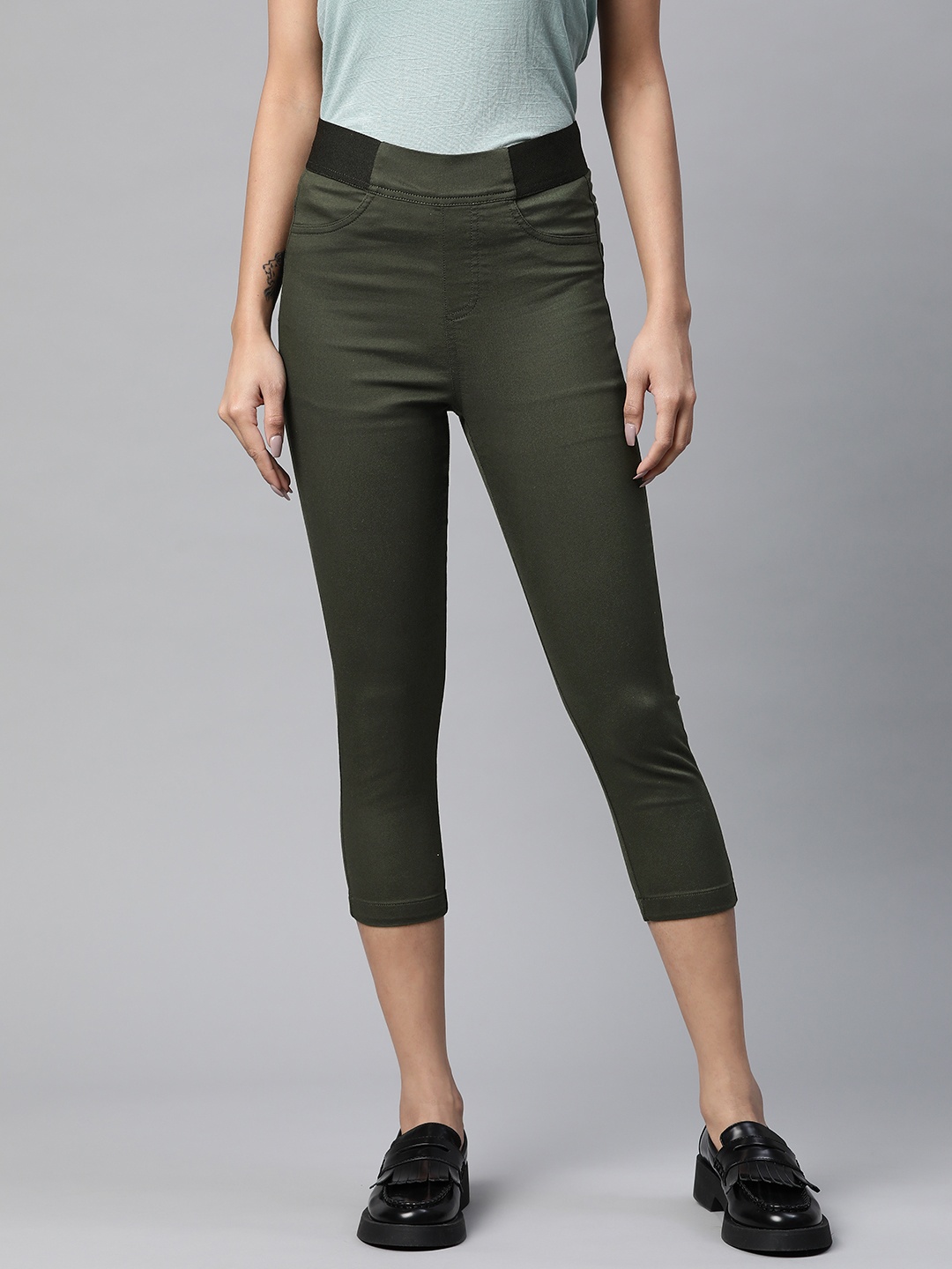 

Marks & Spencer Women Olive Green Solid Three-Fourth Jeggings