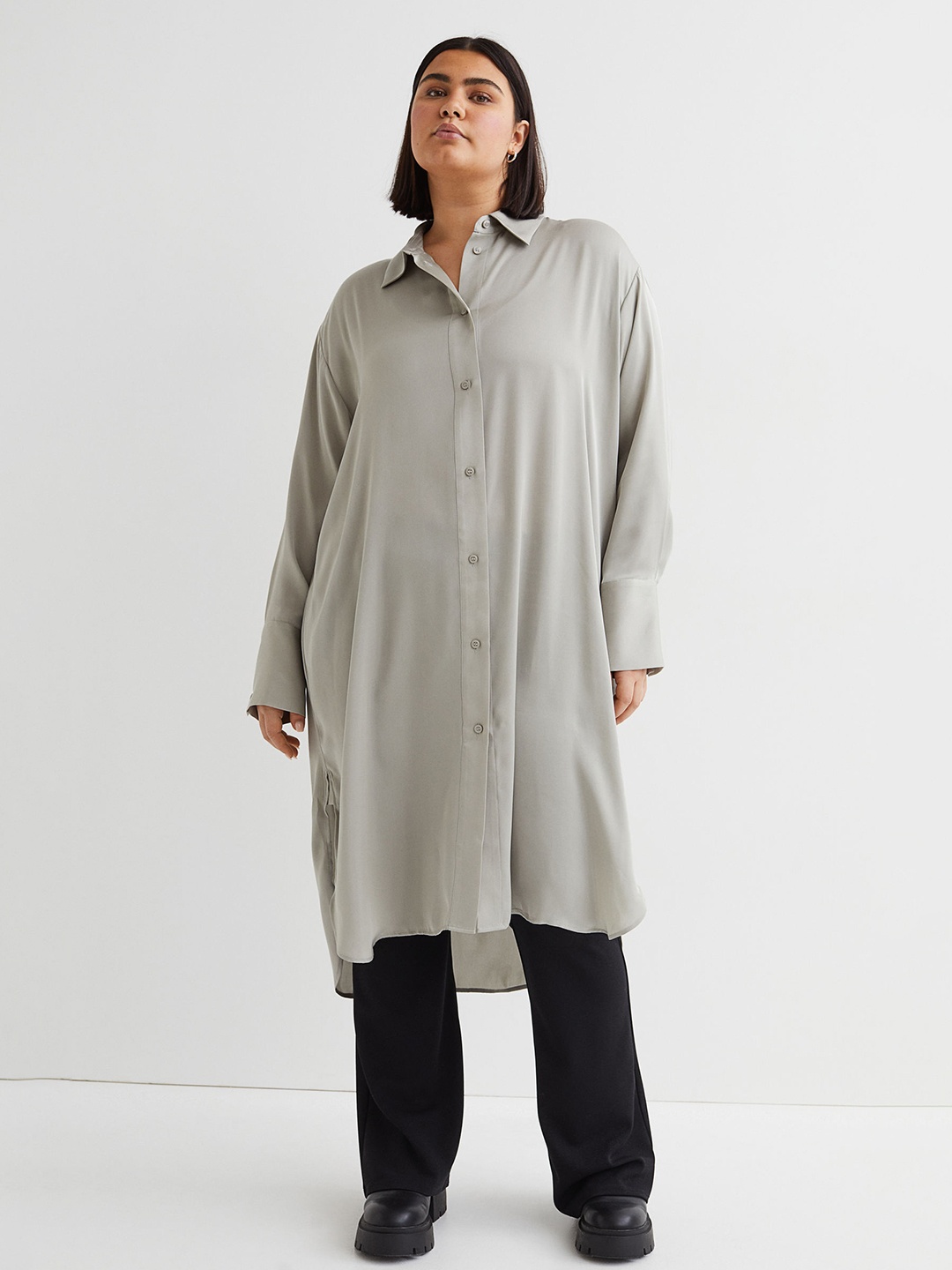

H&M Women Plus Size Grey Solid Oversized Shirt Dress