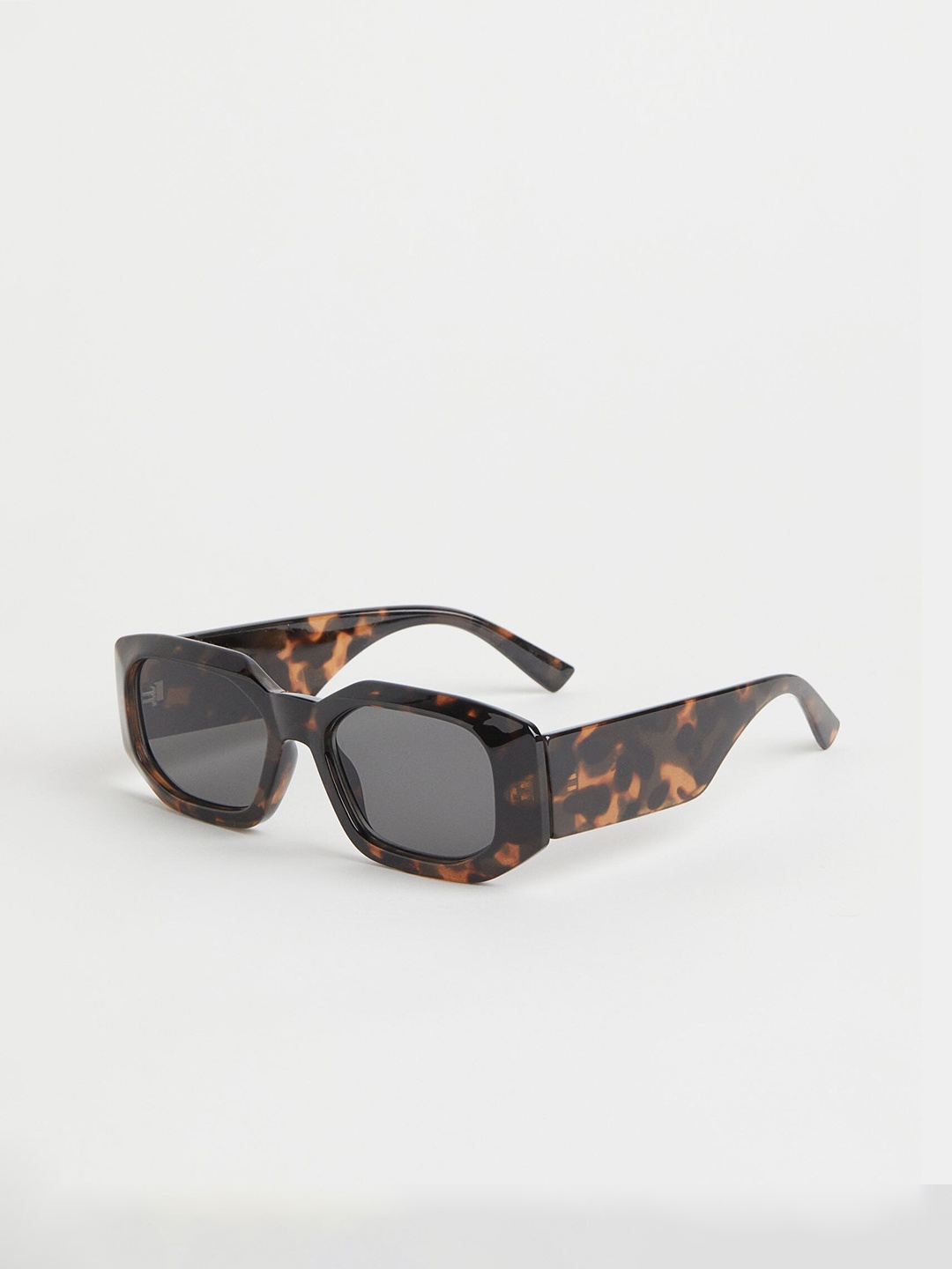 

H&M Women Brown & Black Rectangular Sunglasses