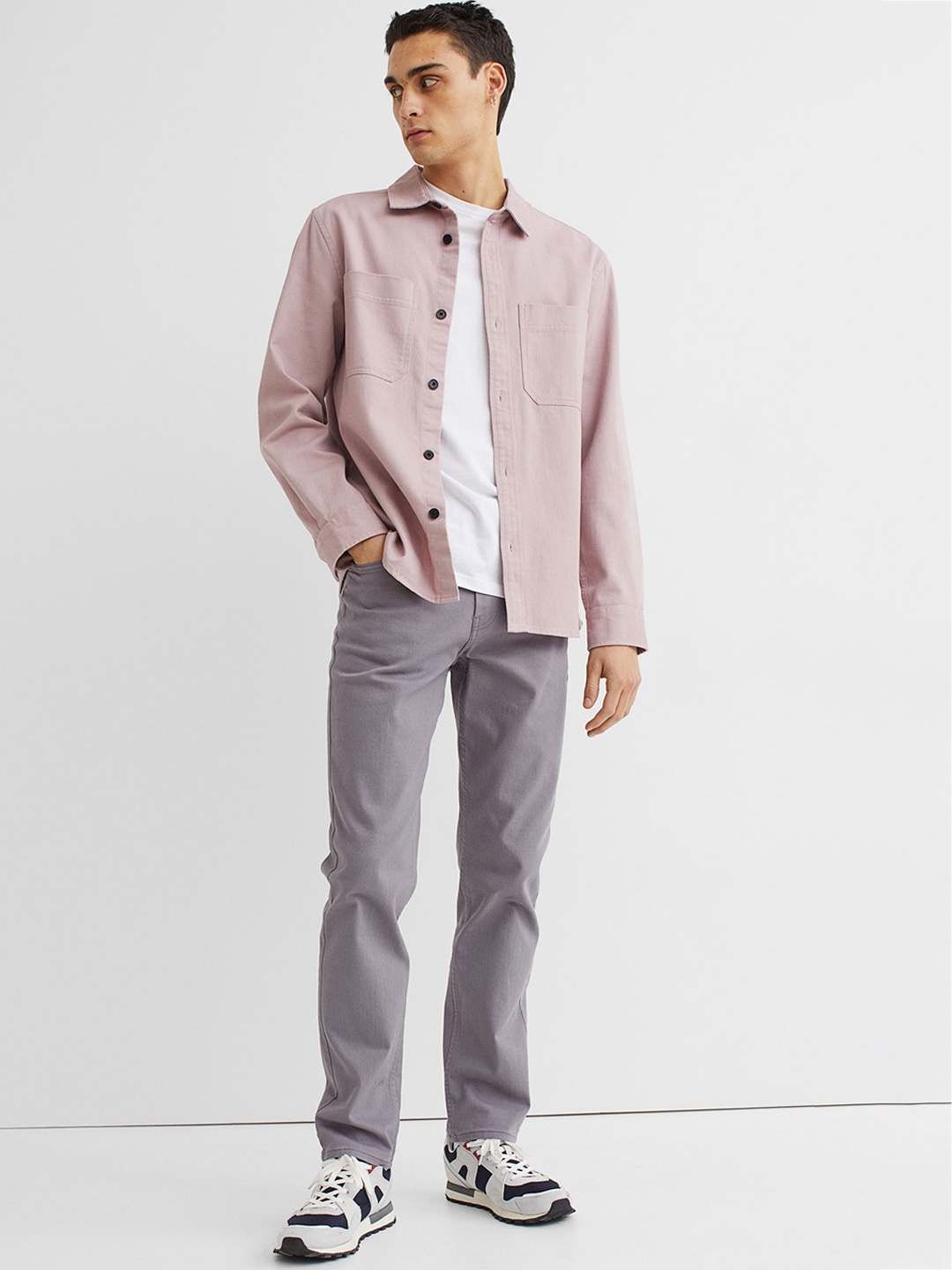 

H&M Men Grey Solid Regular Fit Twill Trousers