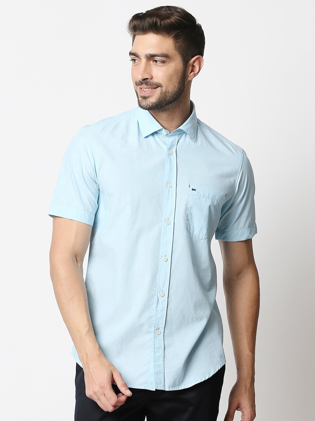 

Basics Men Turquoise Blue Slim Fit Cotton Casual Shirt