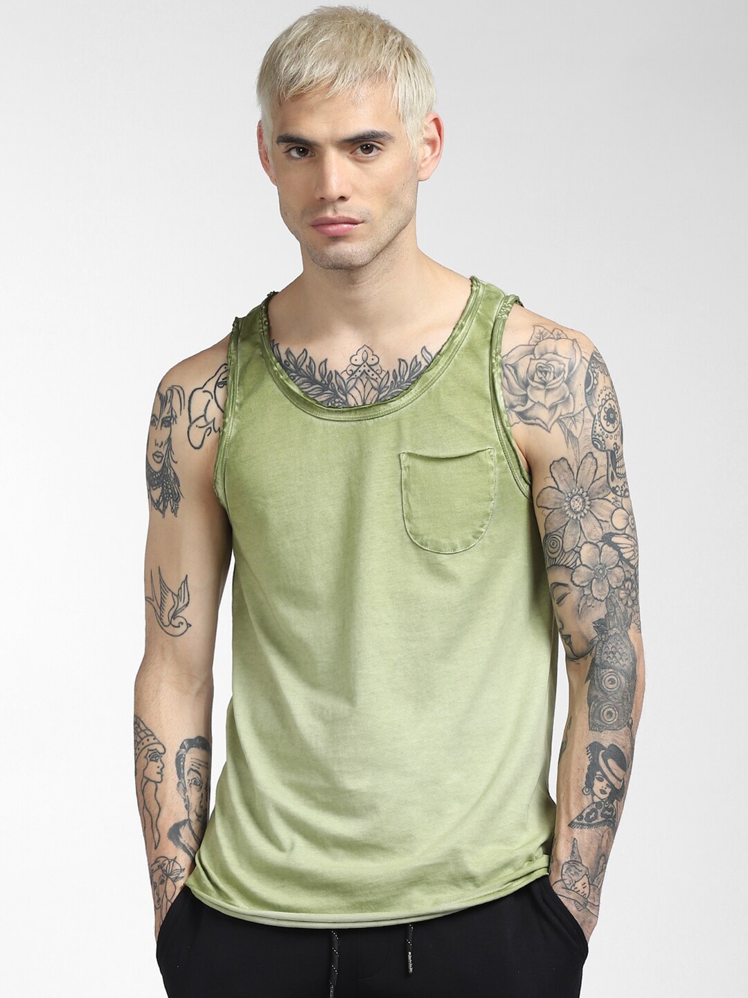 

Jack & Jones Men Green V-Neck Pure Cotton Pockets Slim Fit T-shirt