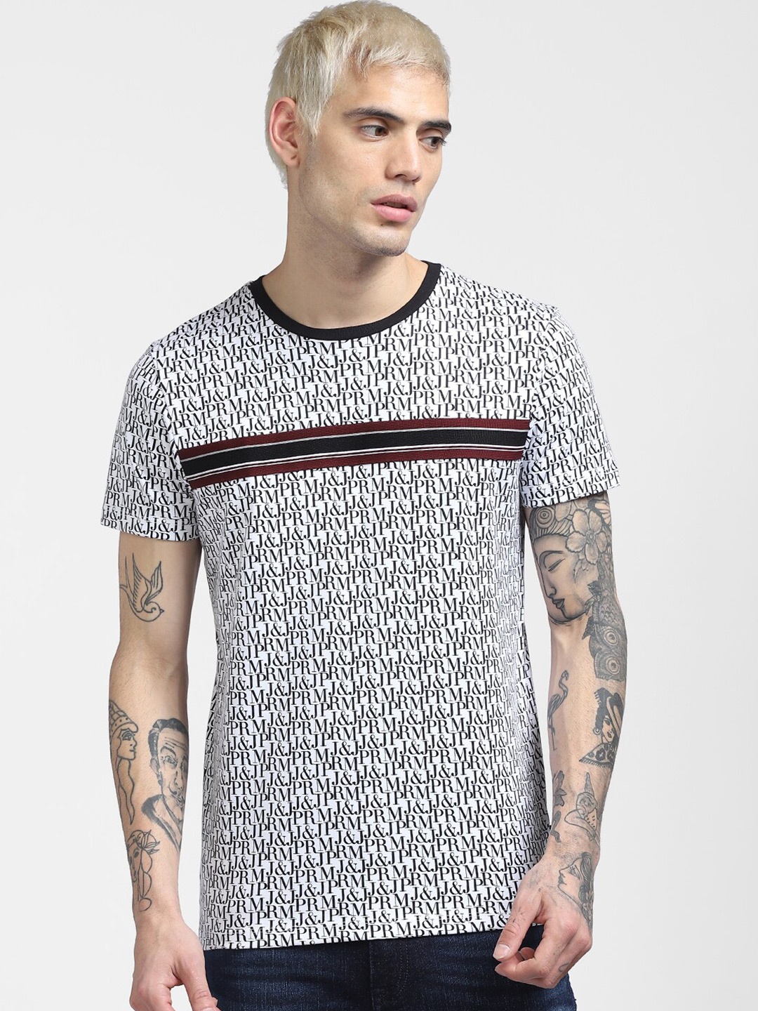 

Jack & Jones Men White & Black Typography Printed Pure Cotton Slim Fit T-shirt