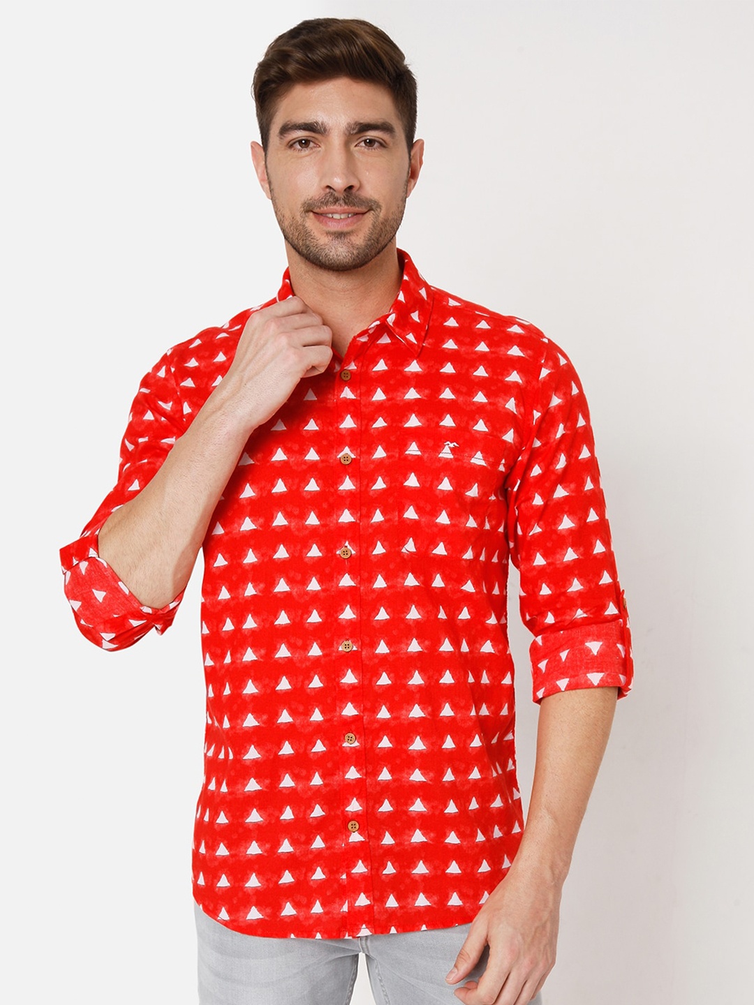 

Mufti Men Red Slim Fit Printed Casual Shirt