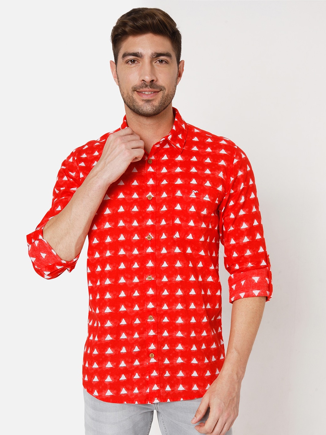 

Mufti Men Red Slim Fit Printed Casual Shirt