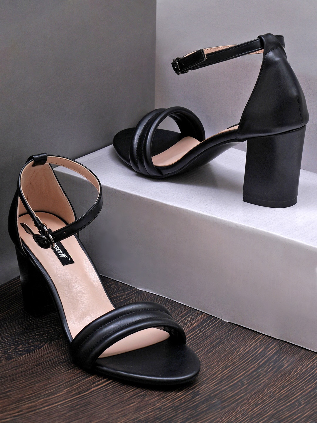 

Sherrif Shoes Women Black Block Heels