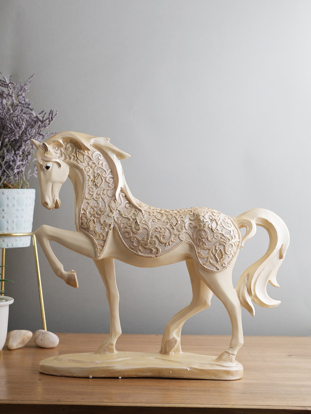 

CraftVatika Cream-Coloured HorseWith Uplifted Legs Standing Showpiece