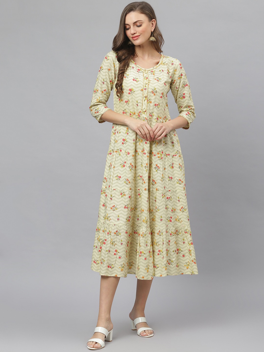 

Stylum Women Beige Floral Printed Anarkali Kurta