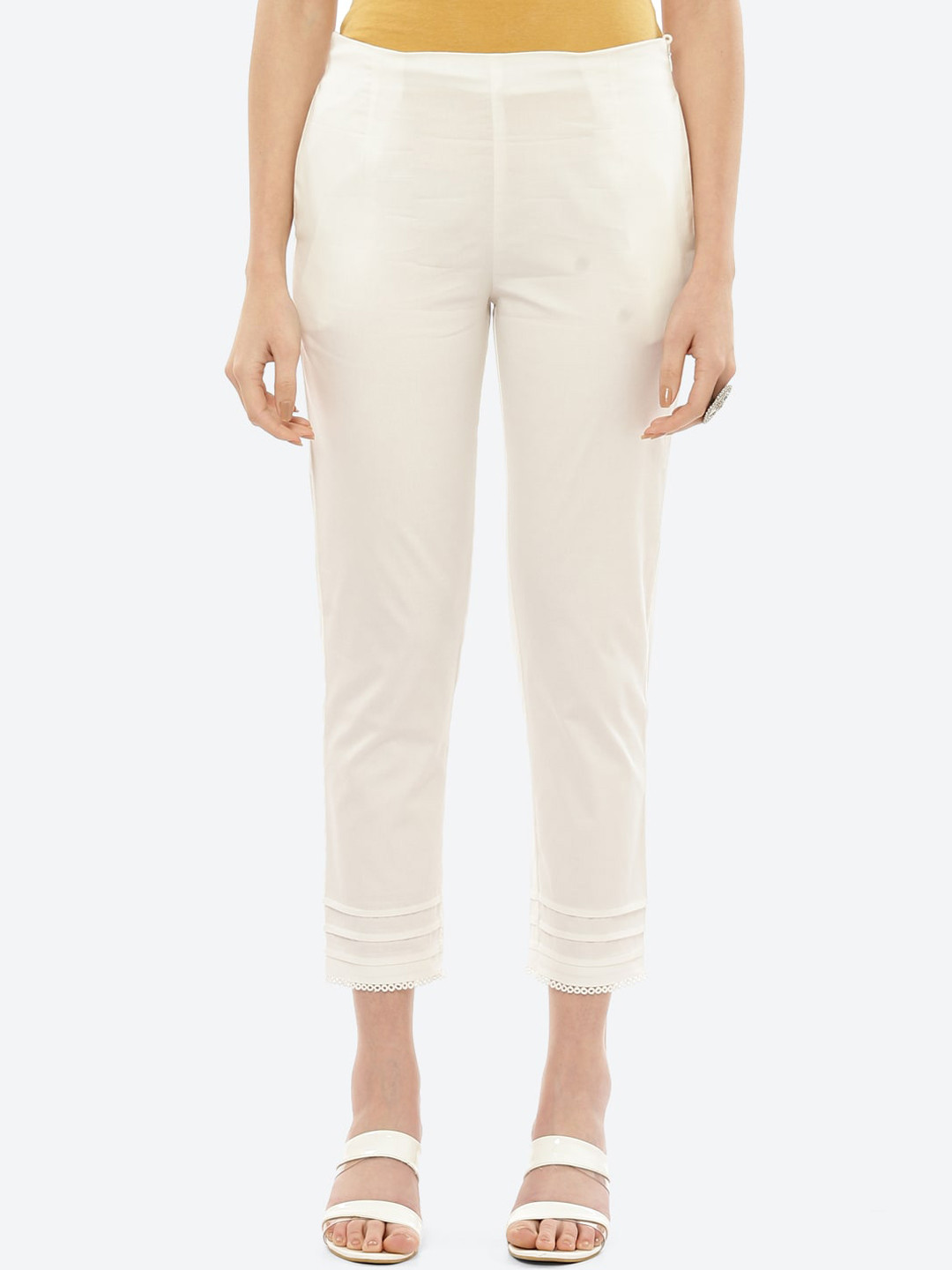 

Rangriti Women White Slim Fit Ethnic Trousers