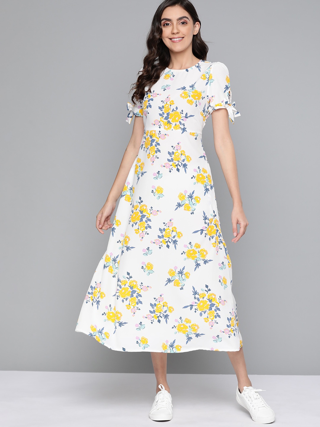 

Mast & Harbour White & Yellow Floral Print A-Line Midi Dress